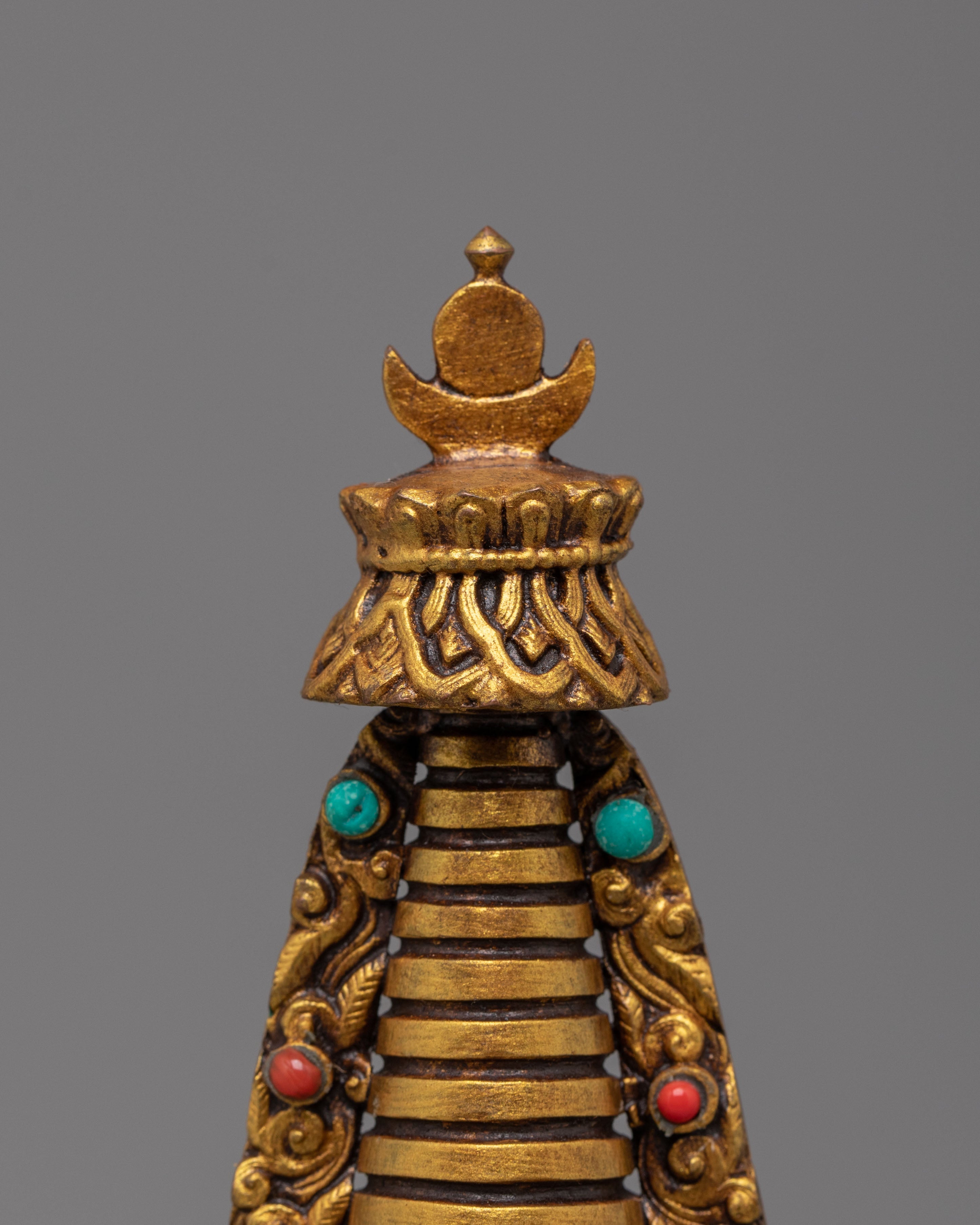 Traditional Himalayan Enlightenment Chorten | Buddhist Stupa Sculpture