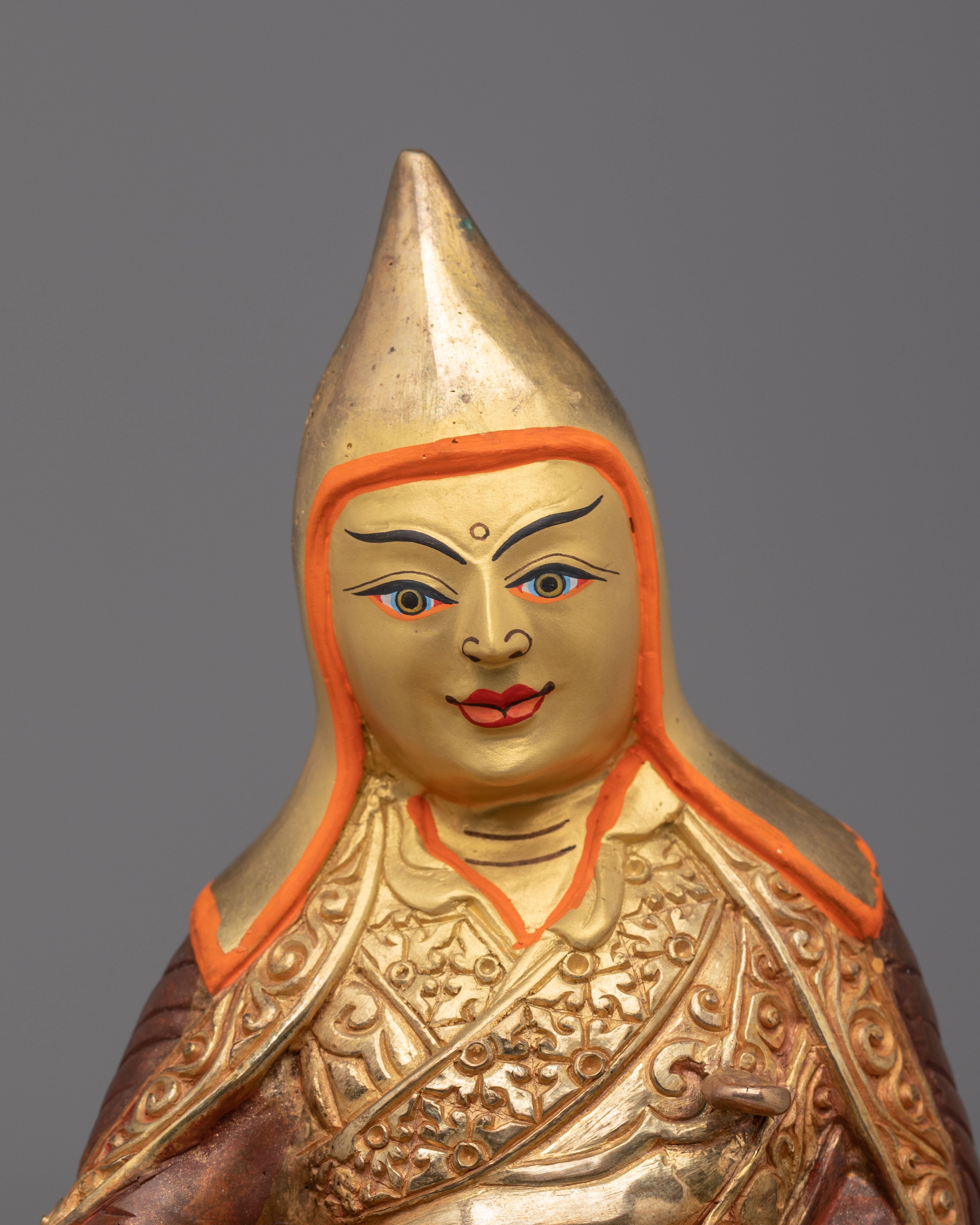 Guru Rinpoche Altar Statue | 24K Gold Plated Padmasambhava Statue