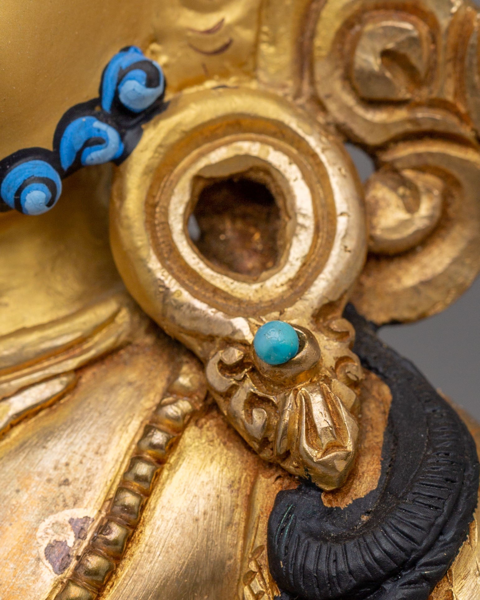 Buddhist God of Wealth Dzambhala Statue | Gold-Plated Copper Artwork