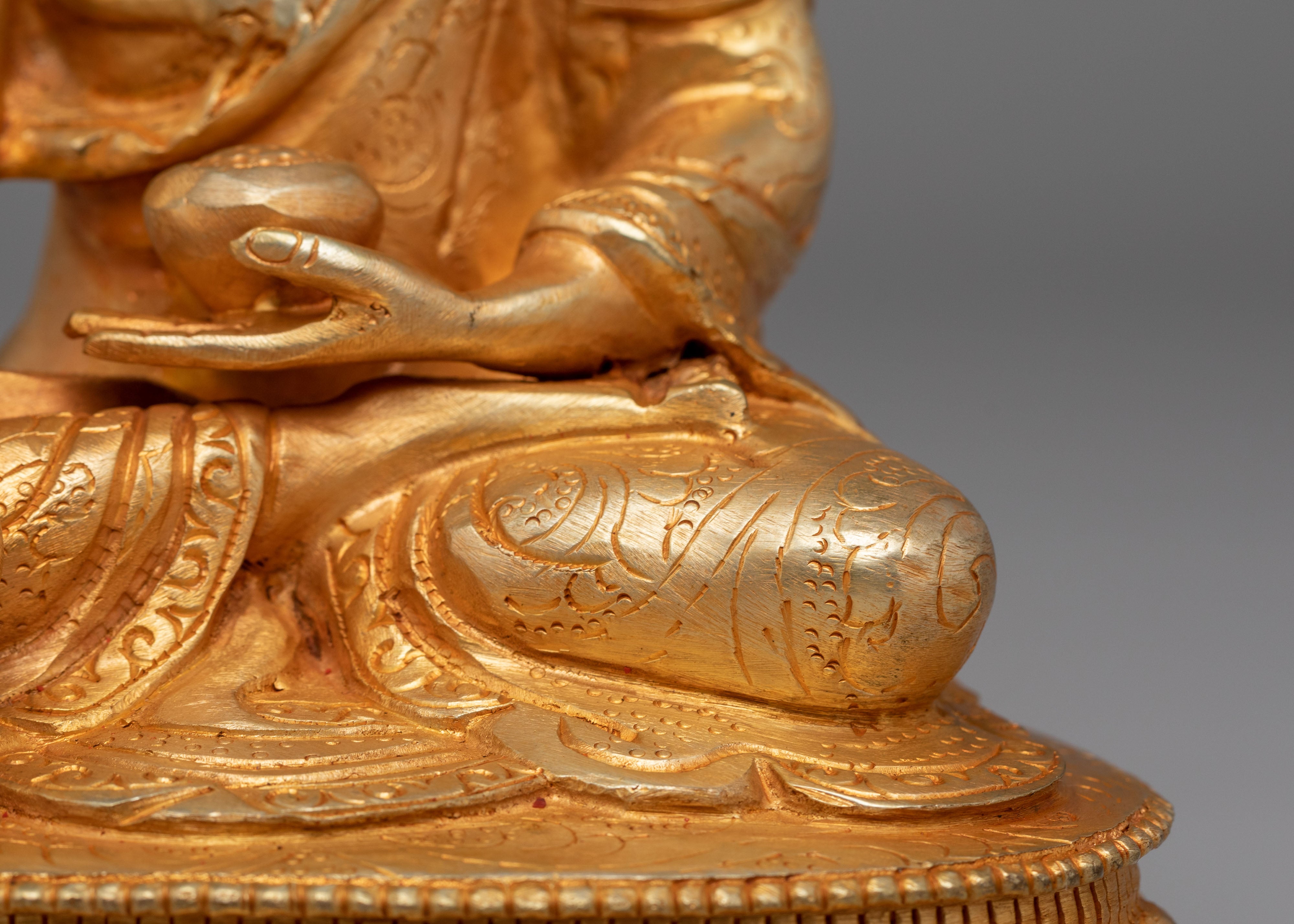 Sacred Shakyamuni Buddha Figure | A Symbol of Peace and Enlightenment