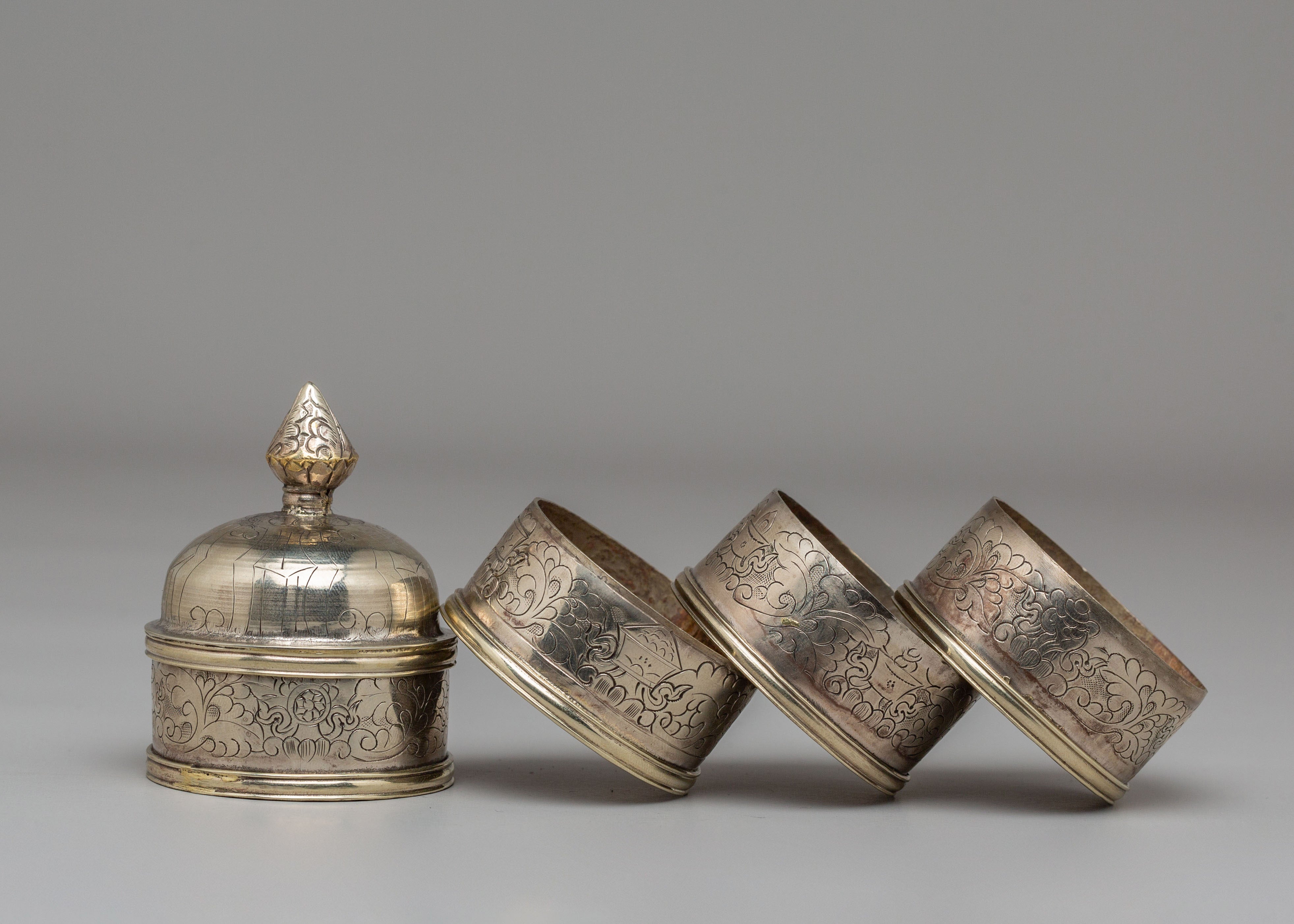 Buddhist Altar Rice Pot | Sacred Offering Vessel