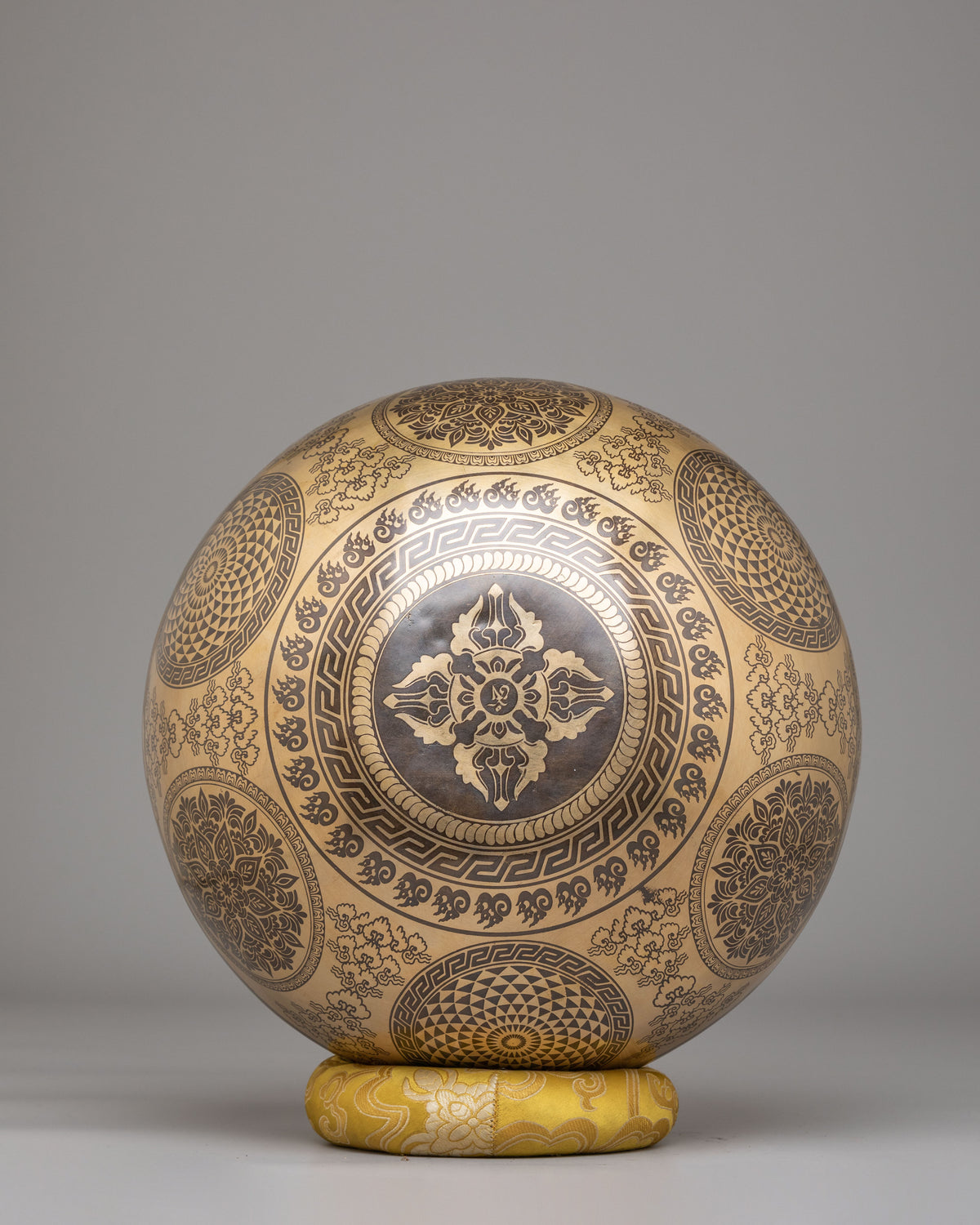Handcrafted Meditation Singing Bowl | Tibetan Bowl for Chakra Healing