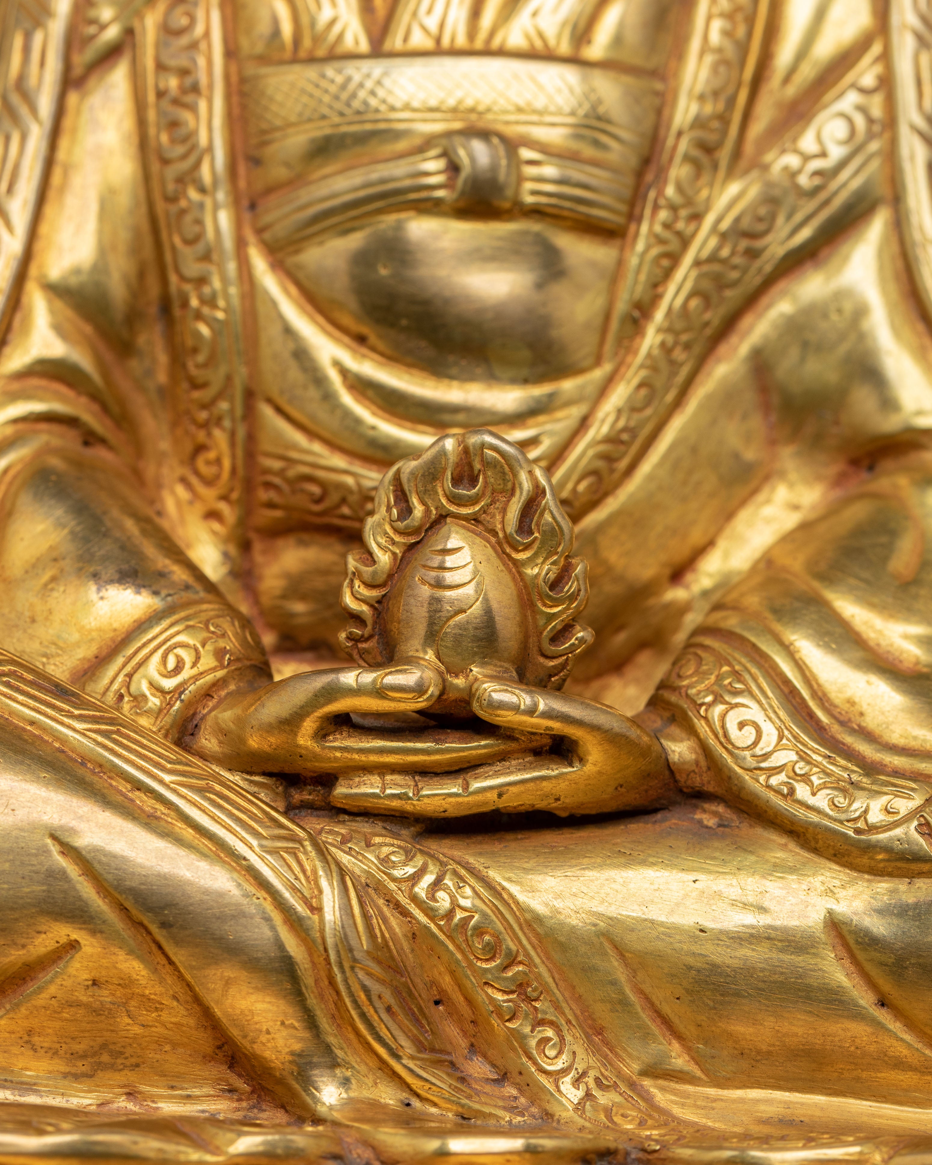Sacred Gampopa Statue | The Master of Tibetan Buddhism