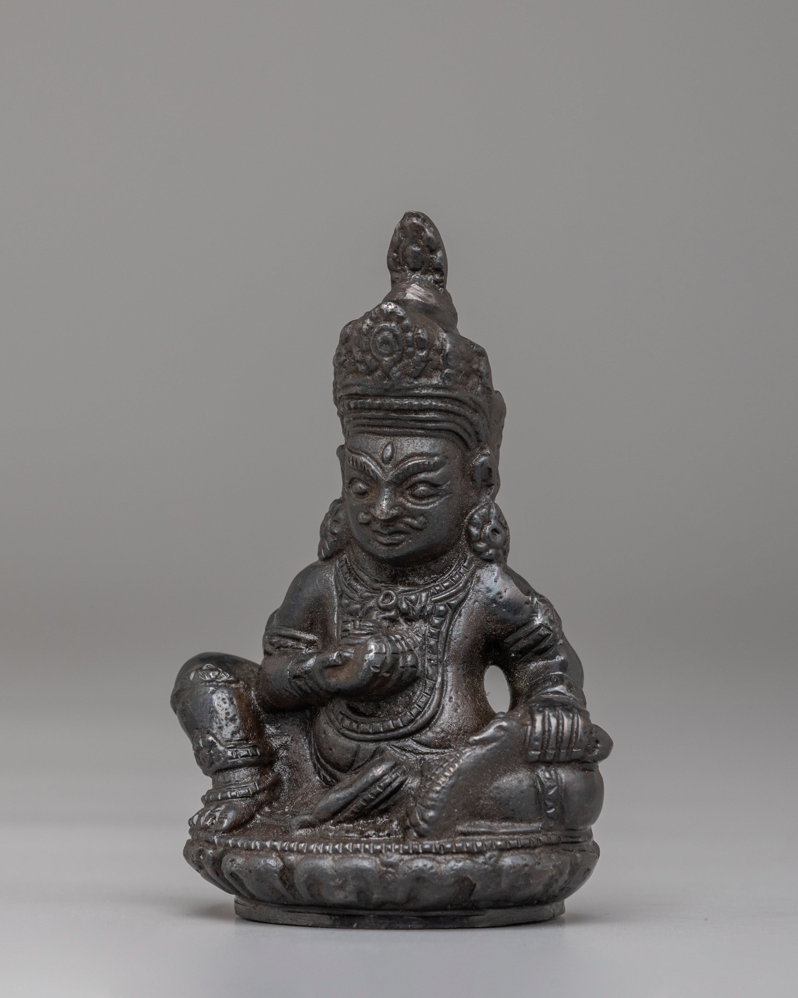 Dzambhala Prosperity God Statue | Symbol of Wealth and Abundance