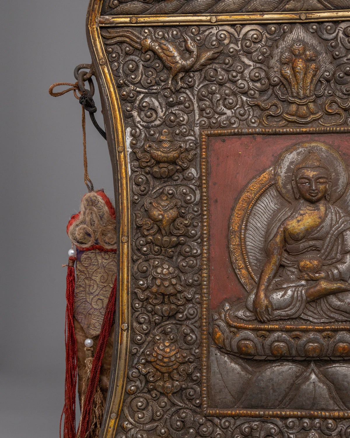 Sacred Shakyamuni Buddha Metal Thangka | Meditation and Spiritual Growth