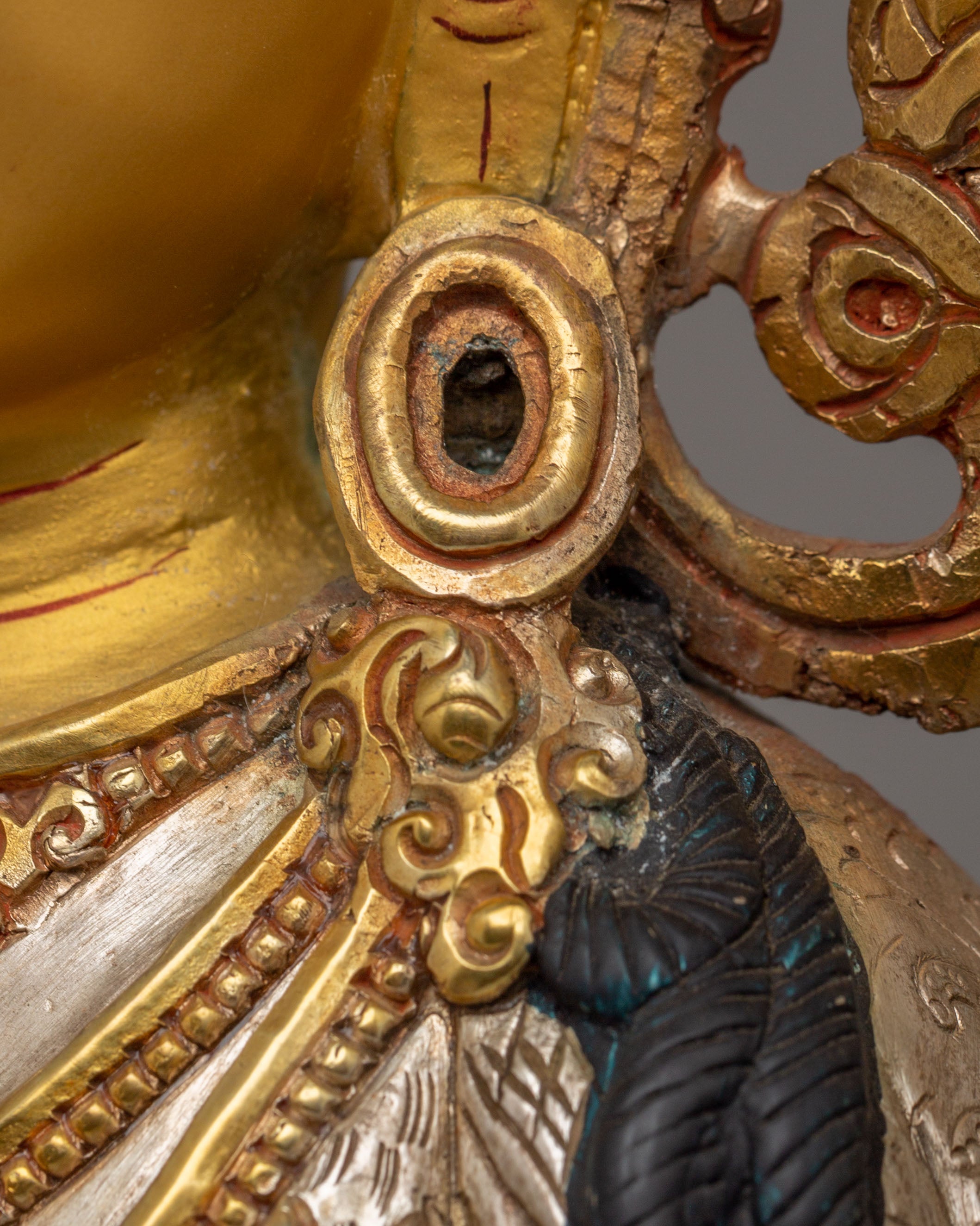 Spiritual Bodhisattva Chenrezig Statue | Tibetan Avalokiteshvara Figurine