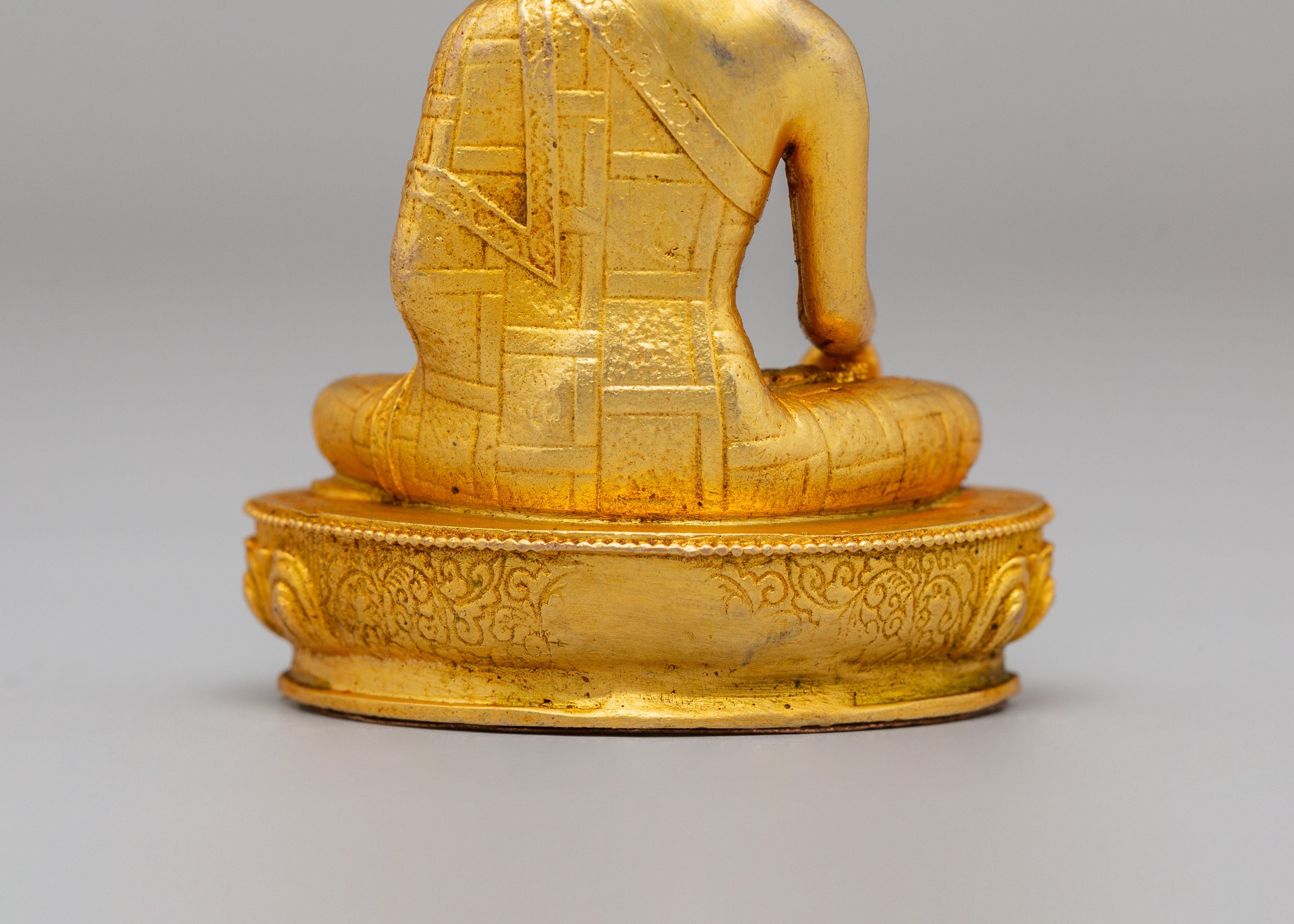 Ceremonial Shakyamuni Buddha Altar Statue | Machine Made Statue