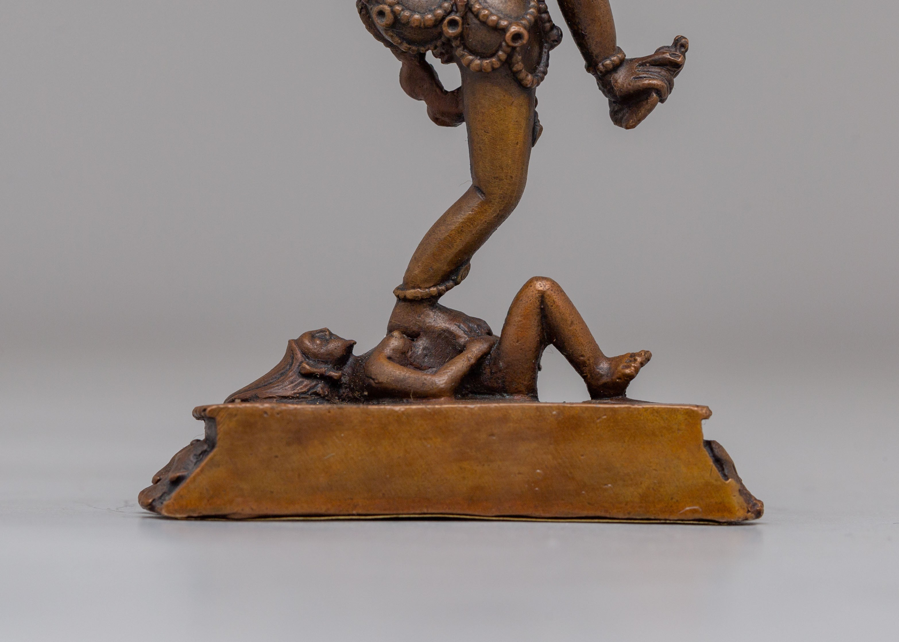 Aaksha Yogini Statue | Handcrafted Spiritual Home Decor