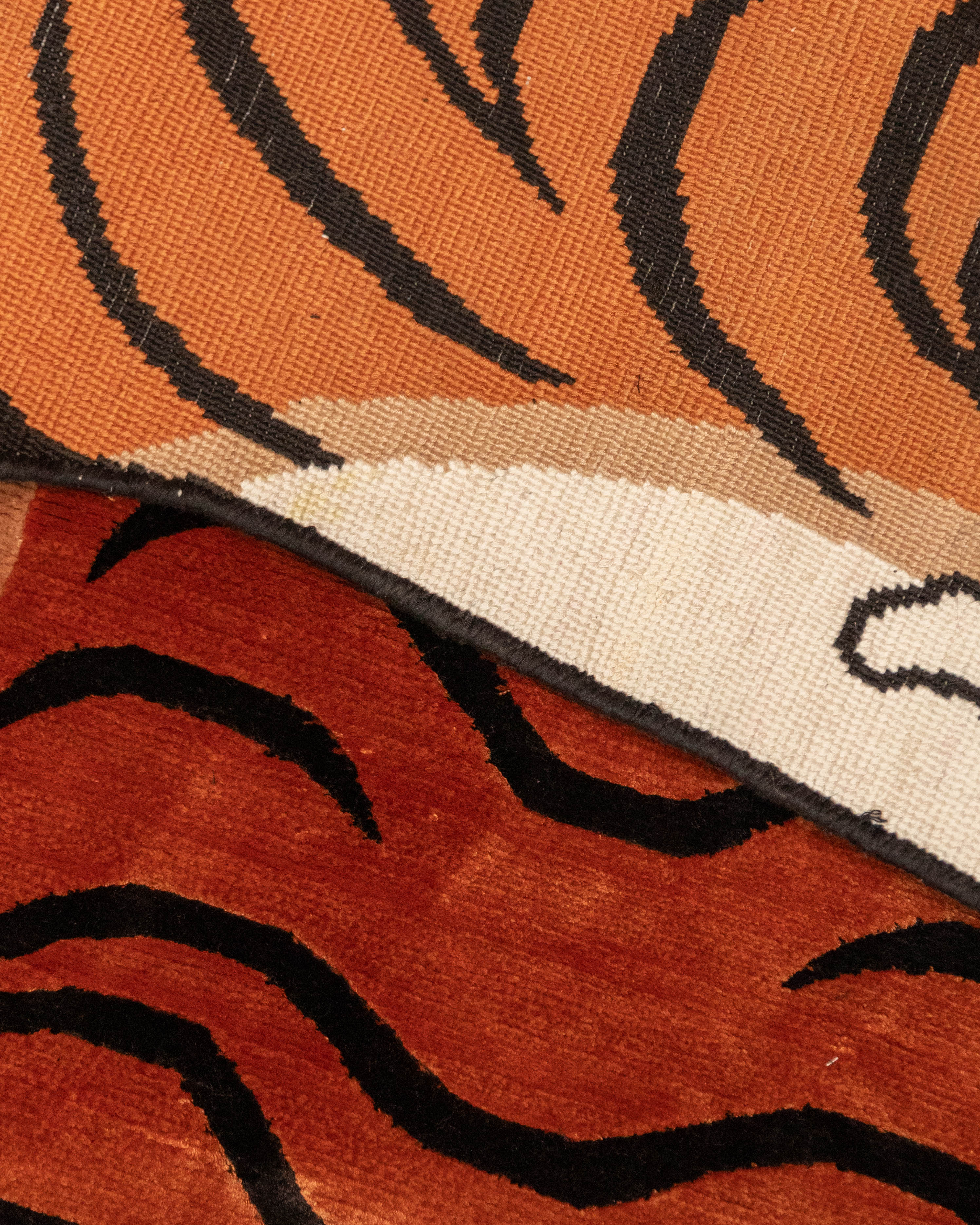 Handwoven Boho Style Tiger Rug | Tibetan & New Zealand Wool with Viscose Accents