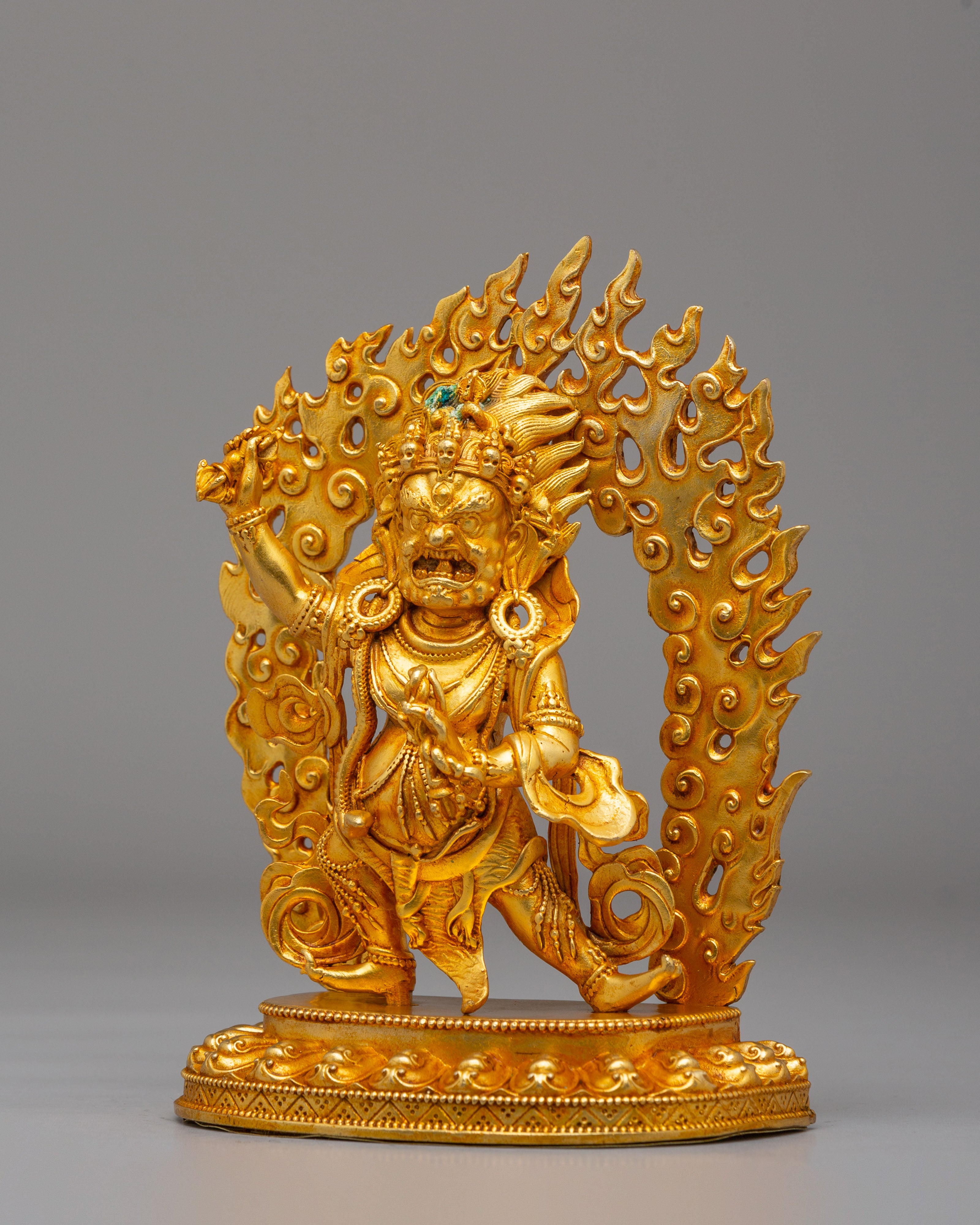 Spiritual Himalayan Vajrapani Statue | Symbol of Enlightened Power and Protection