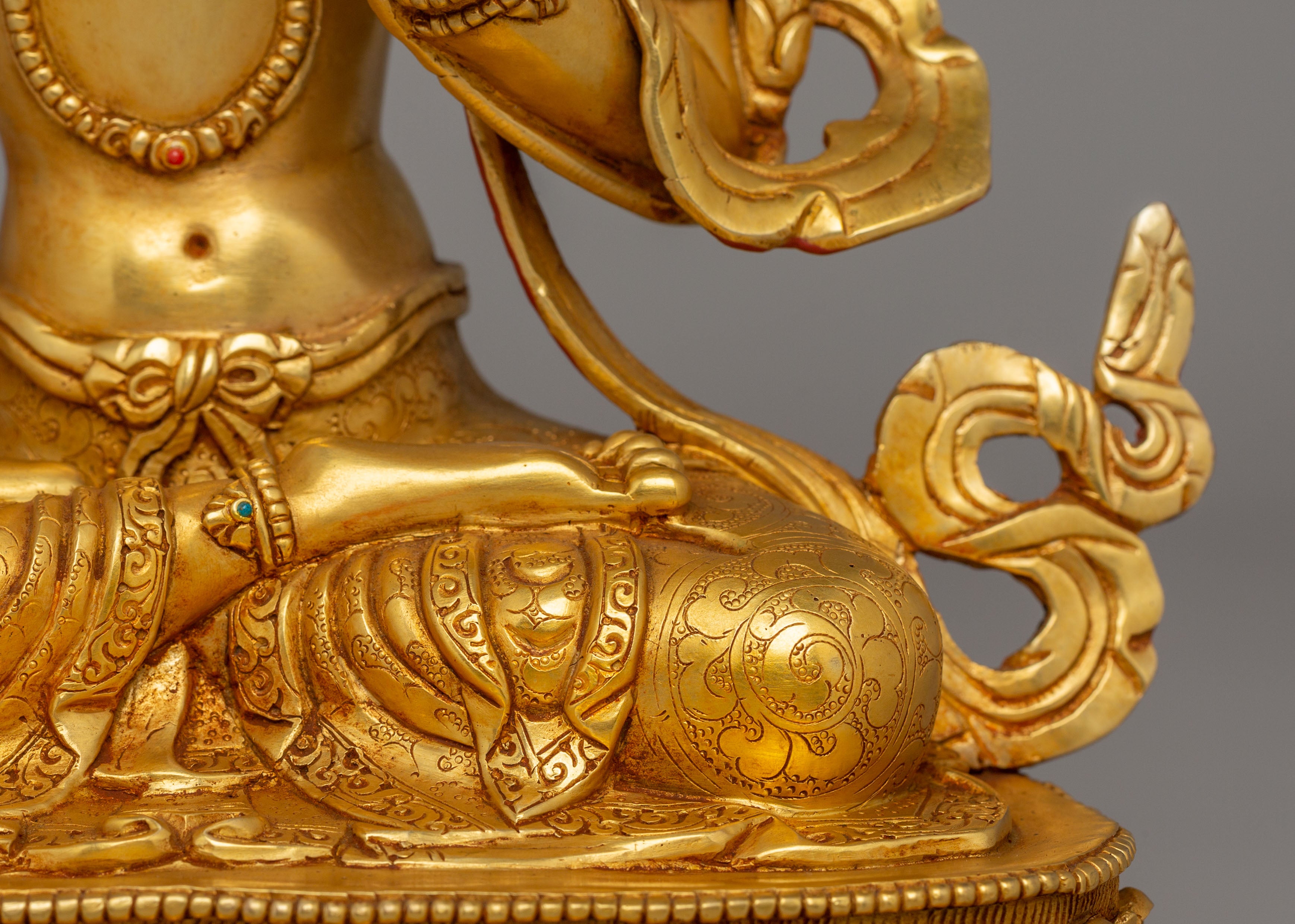Lord Of Wisdom Manjushri Statue | Bodhisattva Of Enlightenment And Wisdom