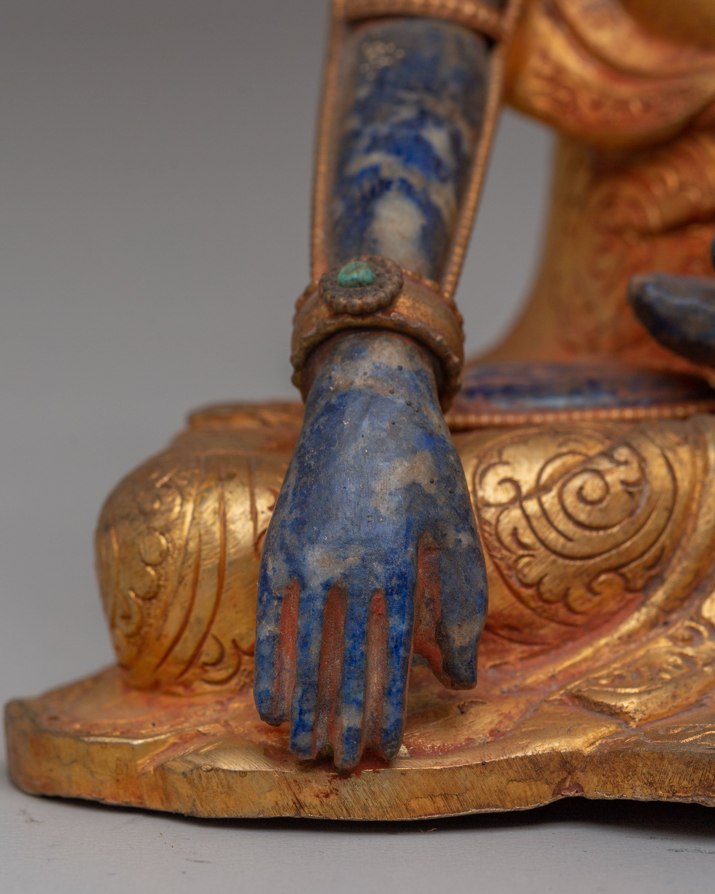 Sacred Crown Shakyamuni Buddha Statue | Handmade Buddhist Deity Sculpture