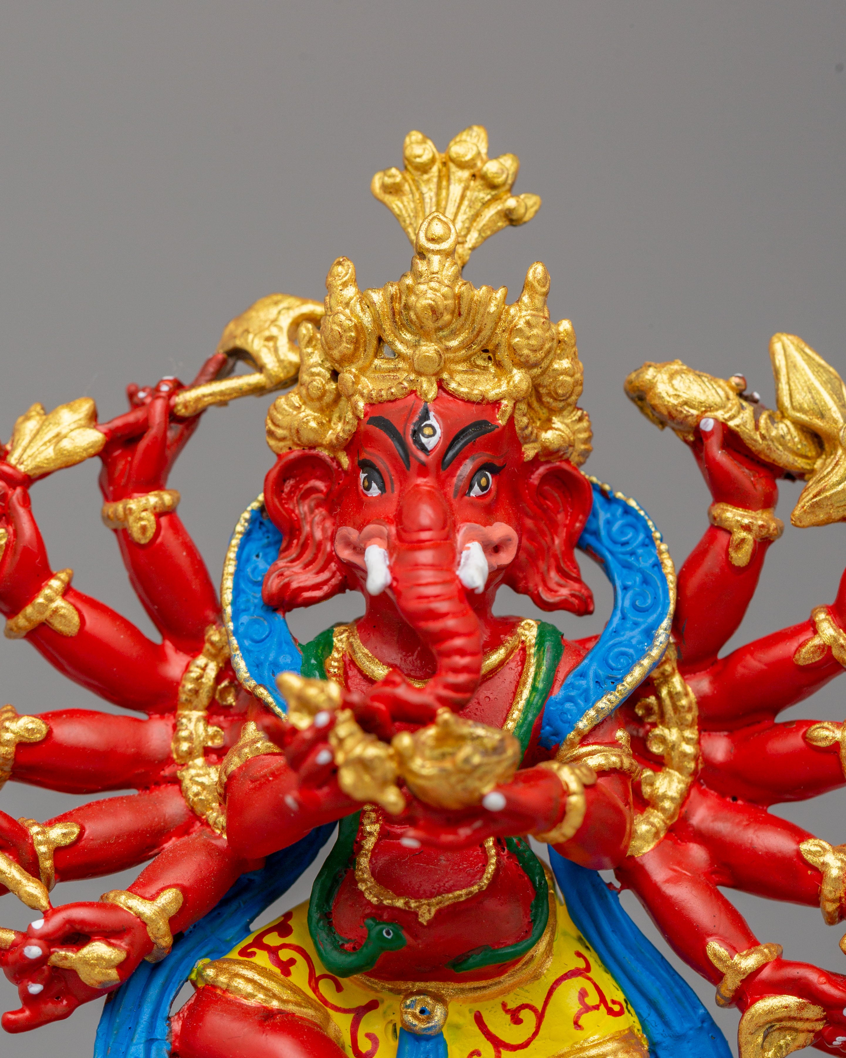 Traditional Ganpati Statue | Hindu Deity Figurine for Home Temple