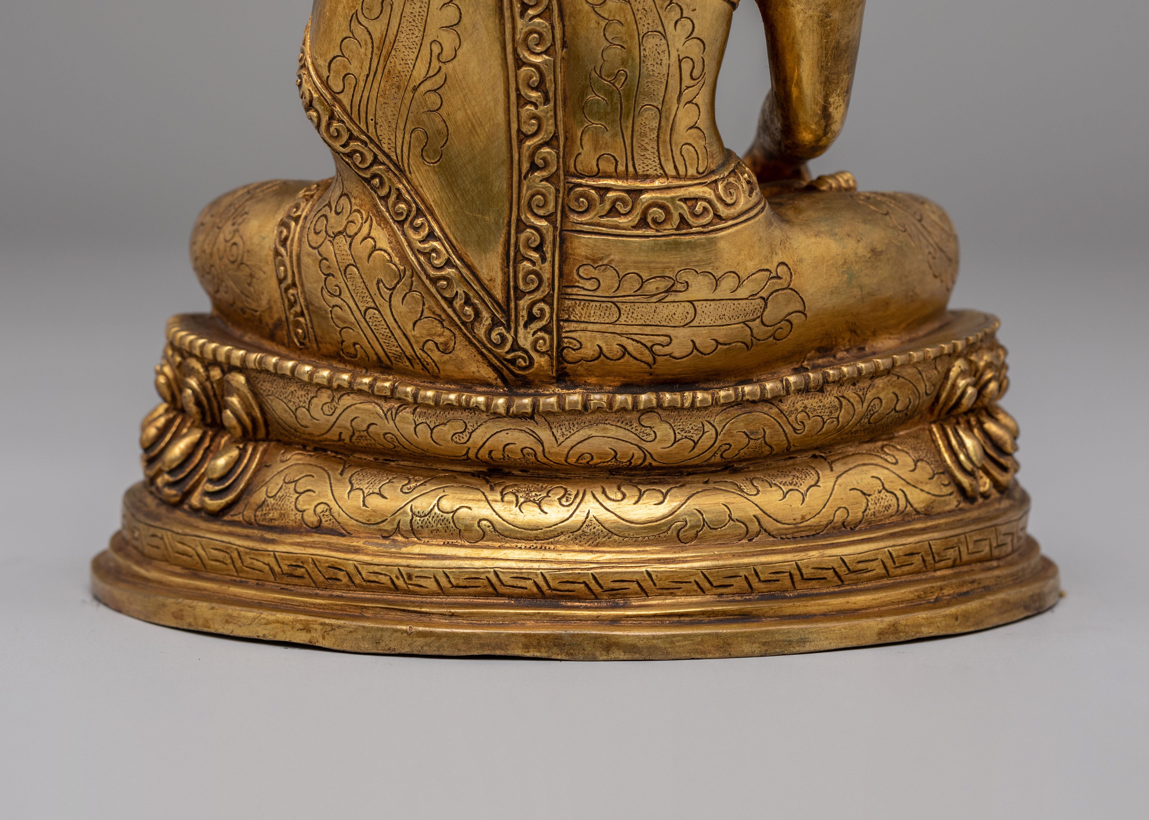 Tibetan Shakyamuni Buddha Figure | Symbol of Enlightenment