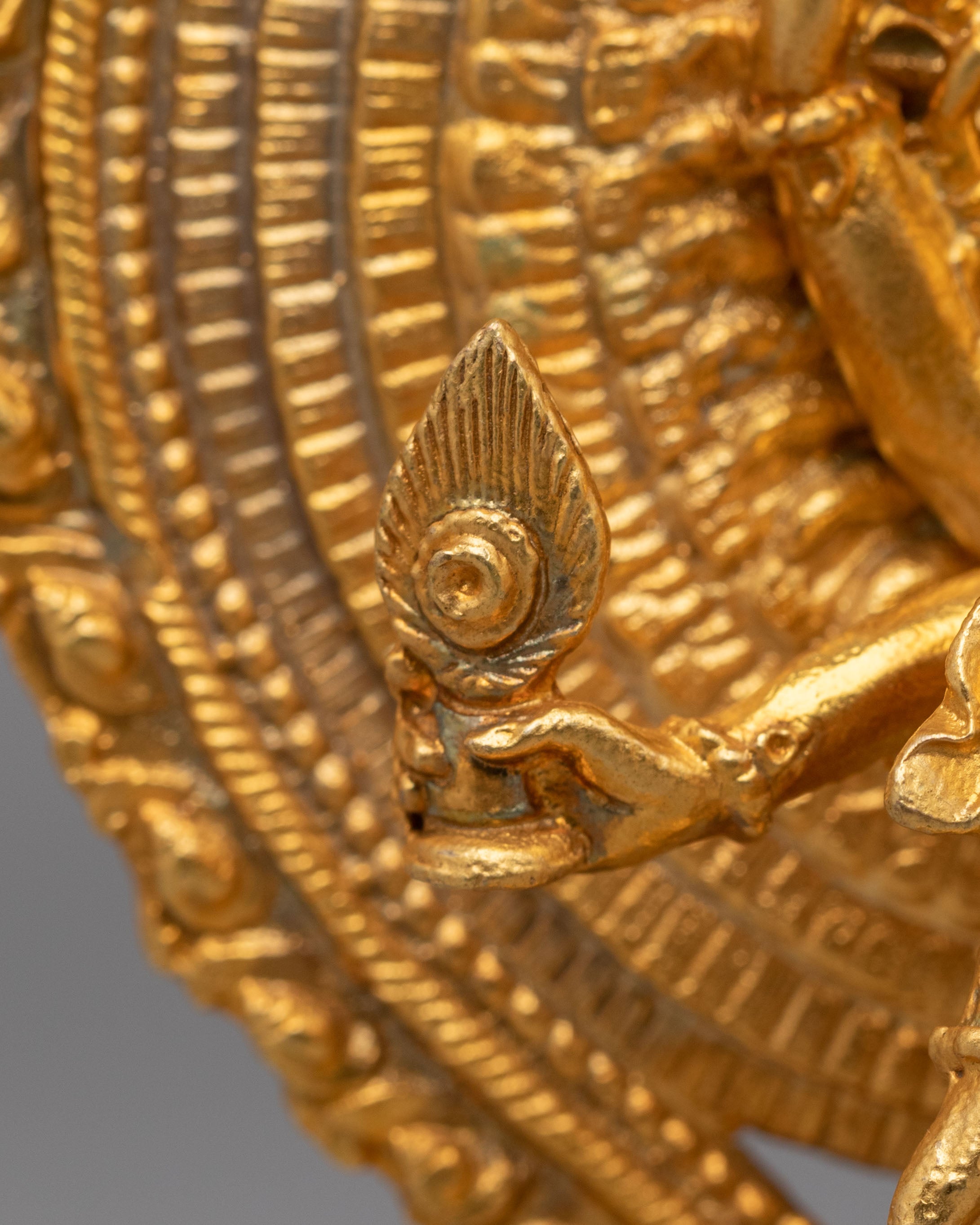 Traditional 1000 Armed Chenrezig Statue | Symbol of Infinite Compassion