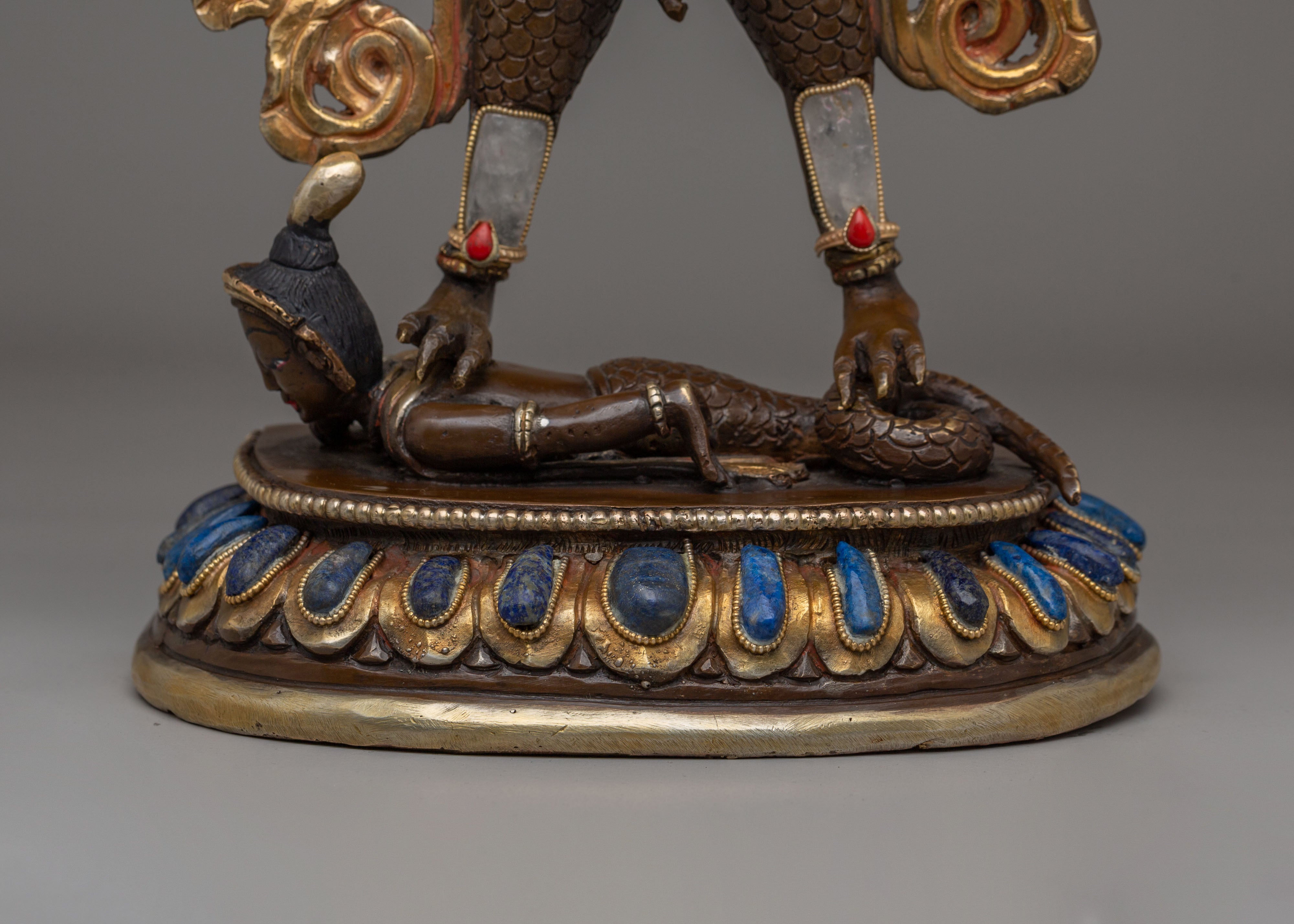 Sacred Decorative Garuda Statue | Divine Guardian Deity