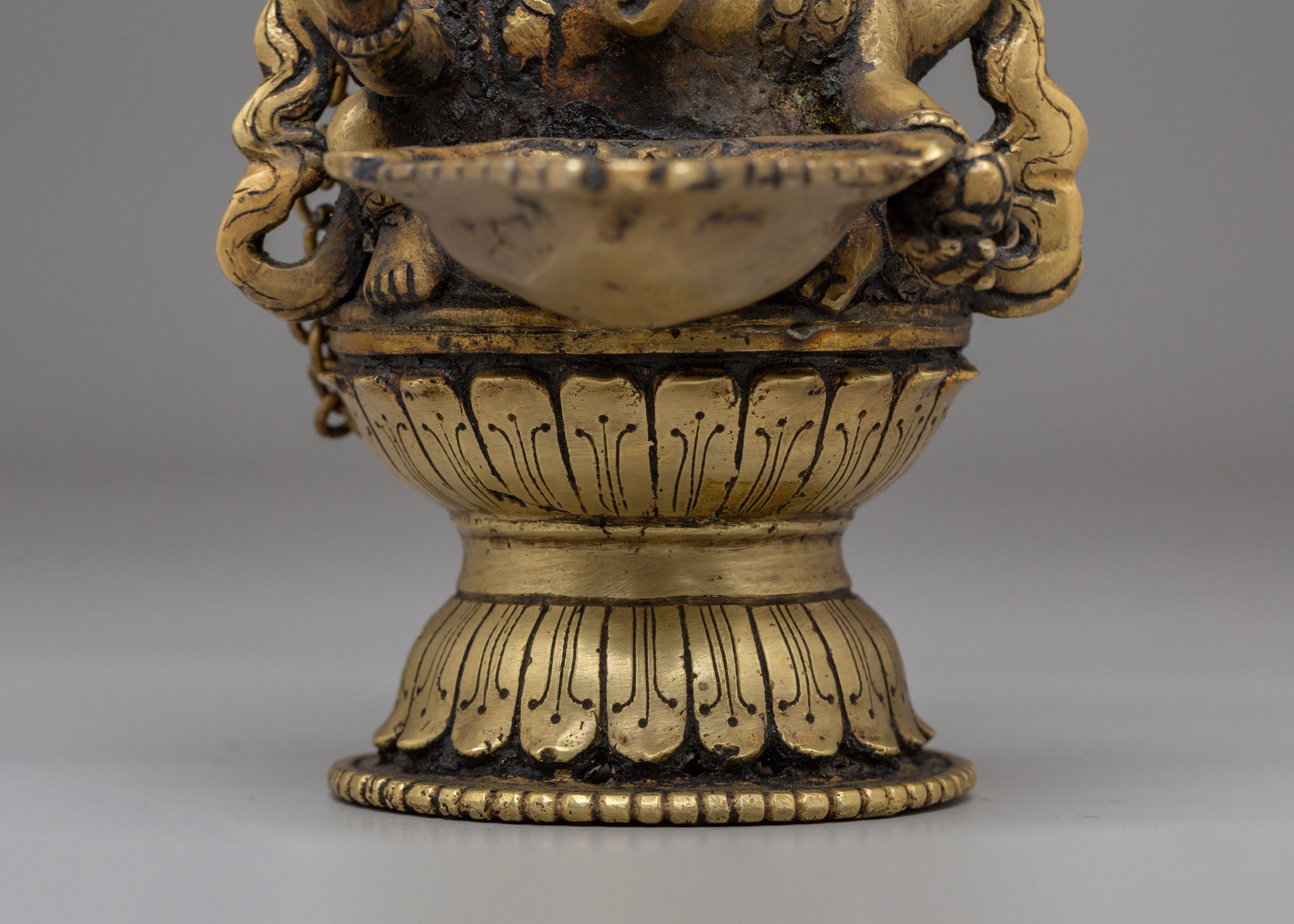 Sukunda Set for Buddhist Ceremonies | Symbol of Auspiciousness
