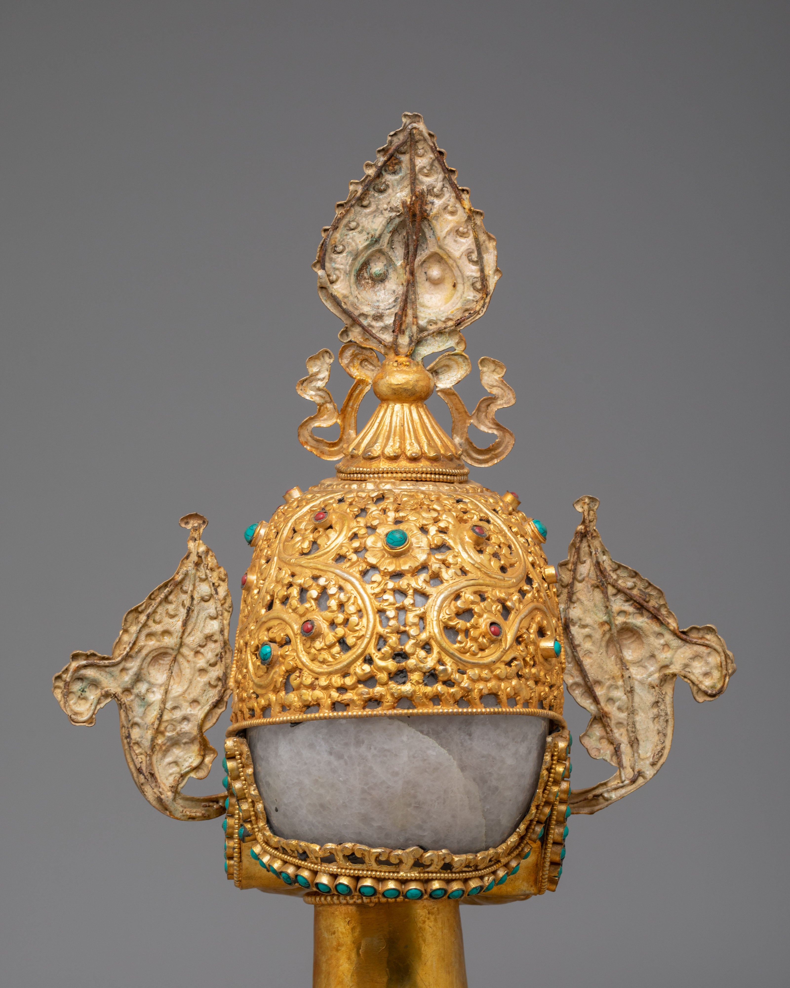 Buddhist-Inspired Ritual Skull Sculpture | Traditional Himalayan Artwork
