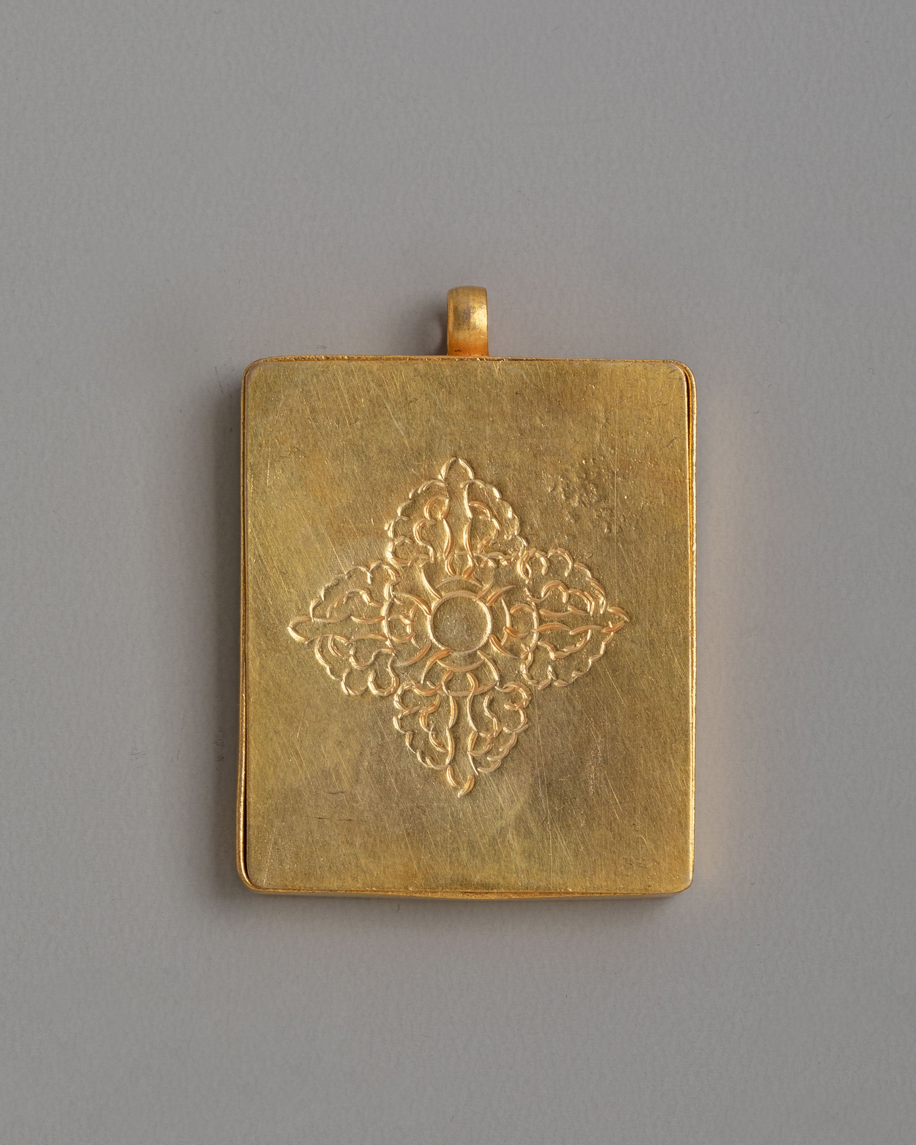 1000-armed-Chenrezig-Locket | Hand Painted Buddhist Thangka Pendant