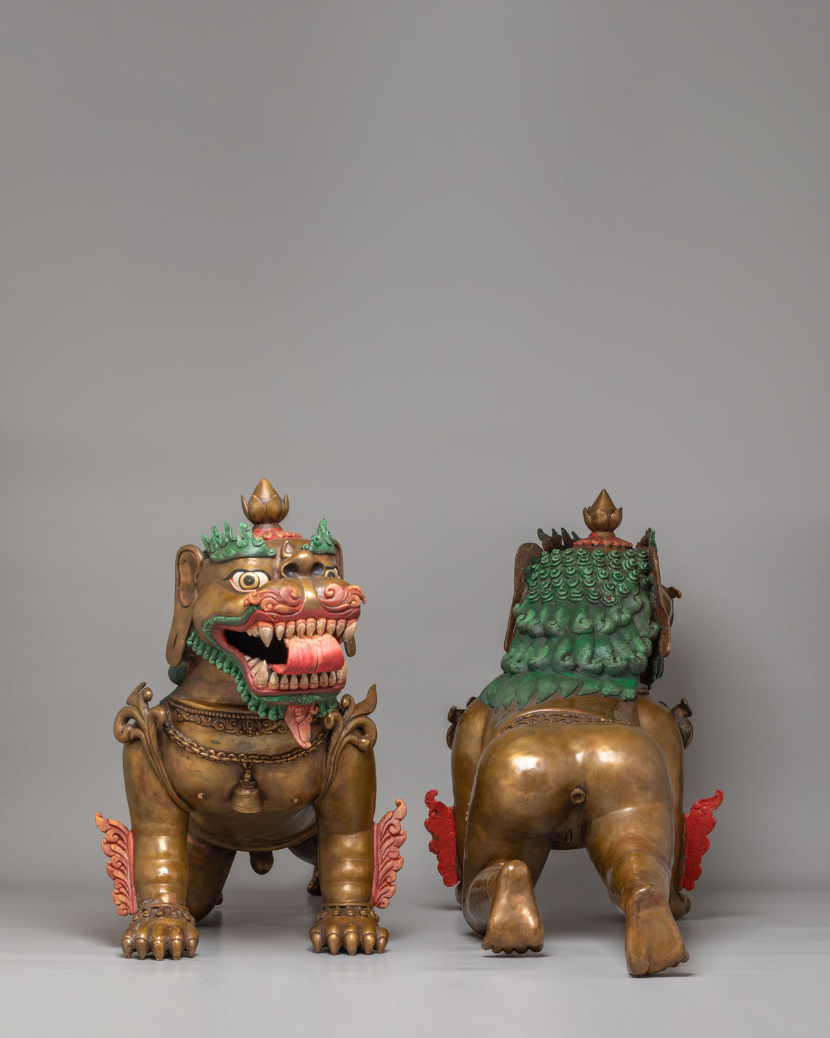 Protective Guardian Lion Statue Set | Symbol of Strength and Power