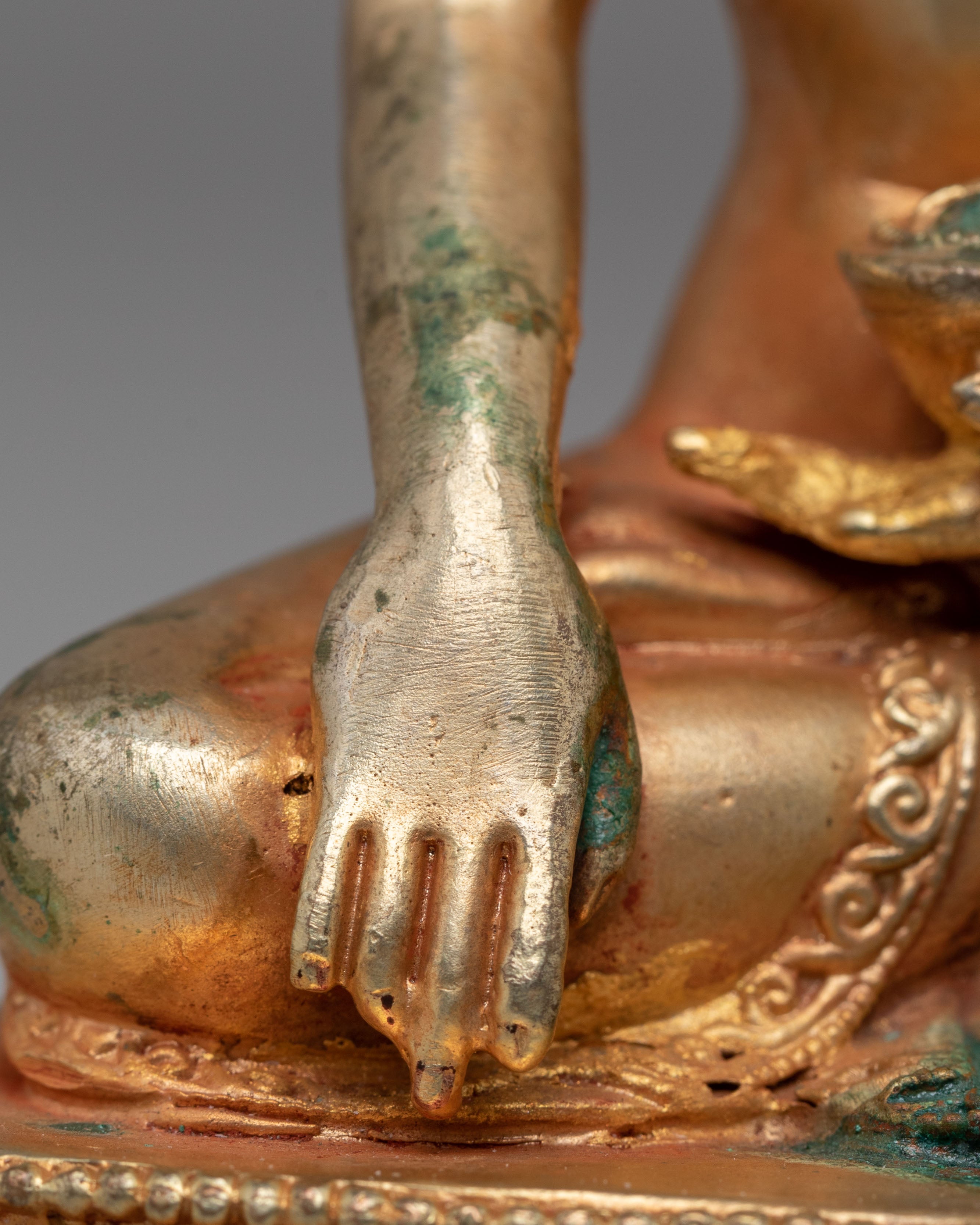 Handcrafted Shakyamuni Buddha Sculpture for Peace | Spiritual Decor
