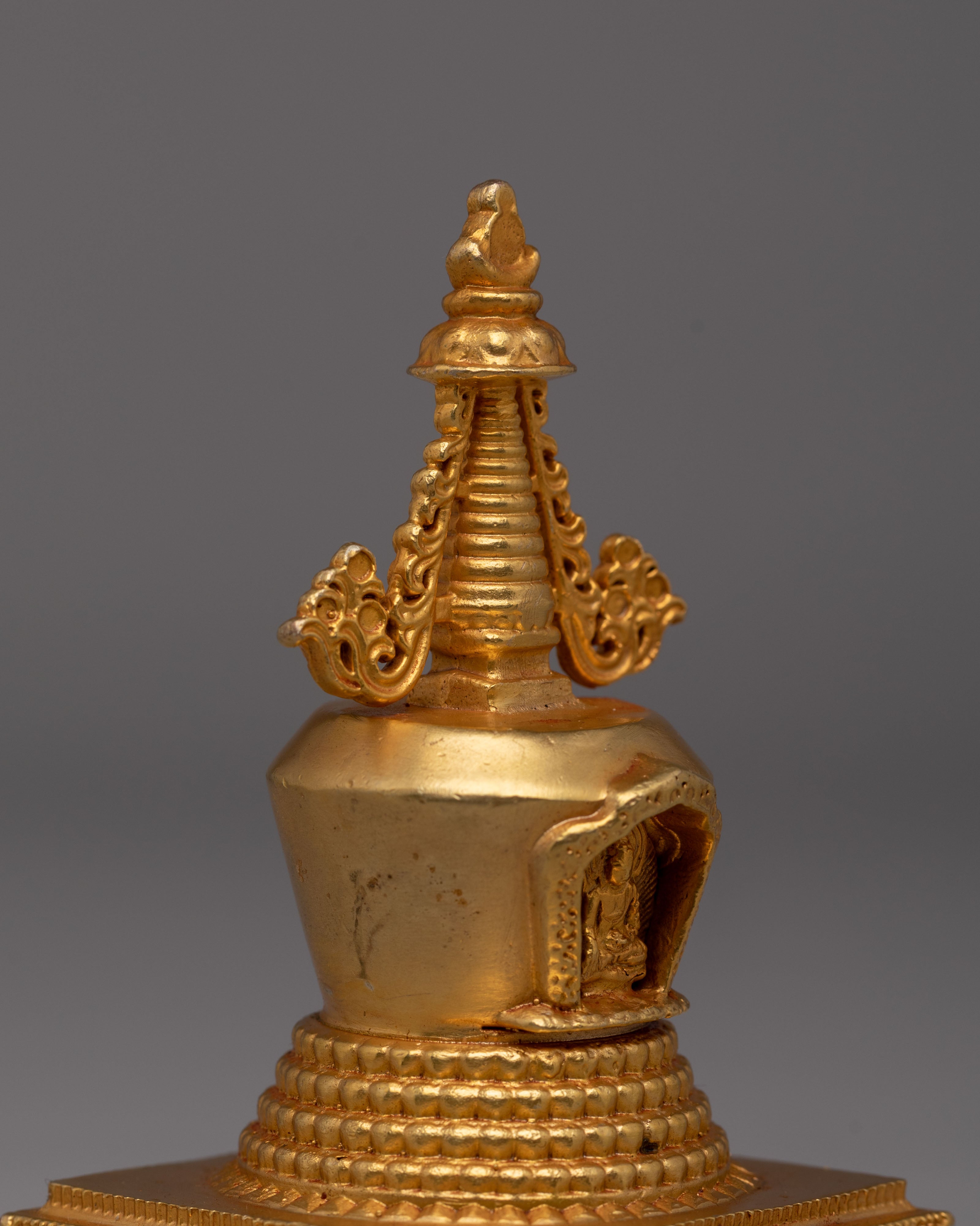 Sacred Tibetan Lotus Blossom Stupa | Buddhist Symbol of Enlightenment