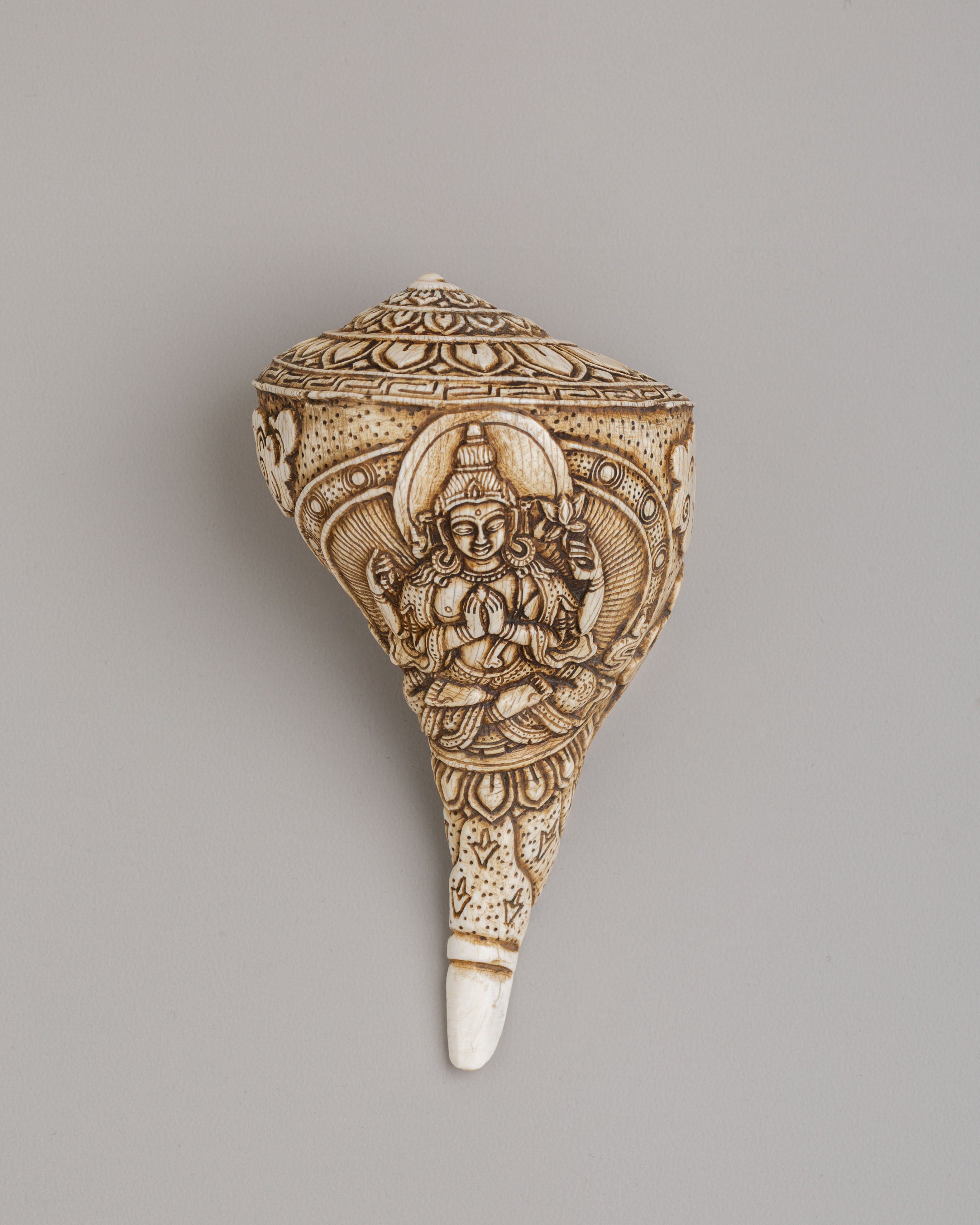 Handmade Conch With Deity Design | Unique Tibetan Artifact