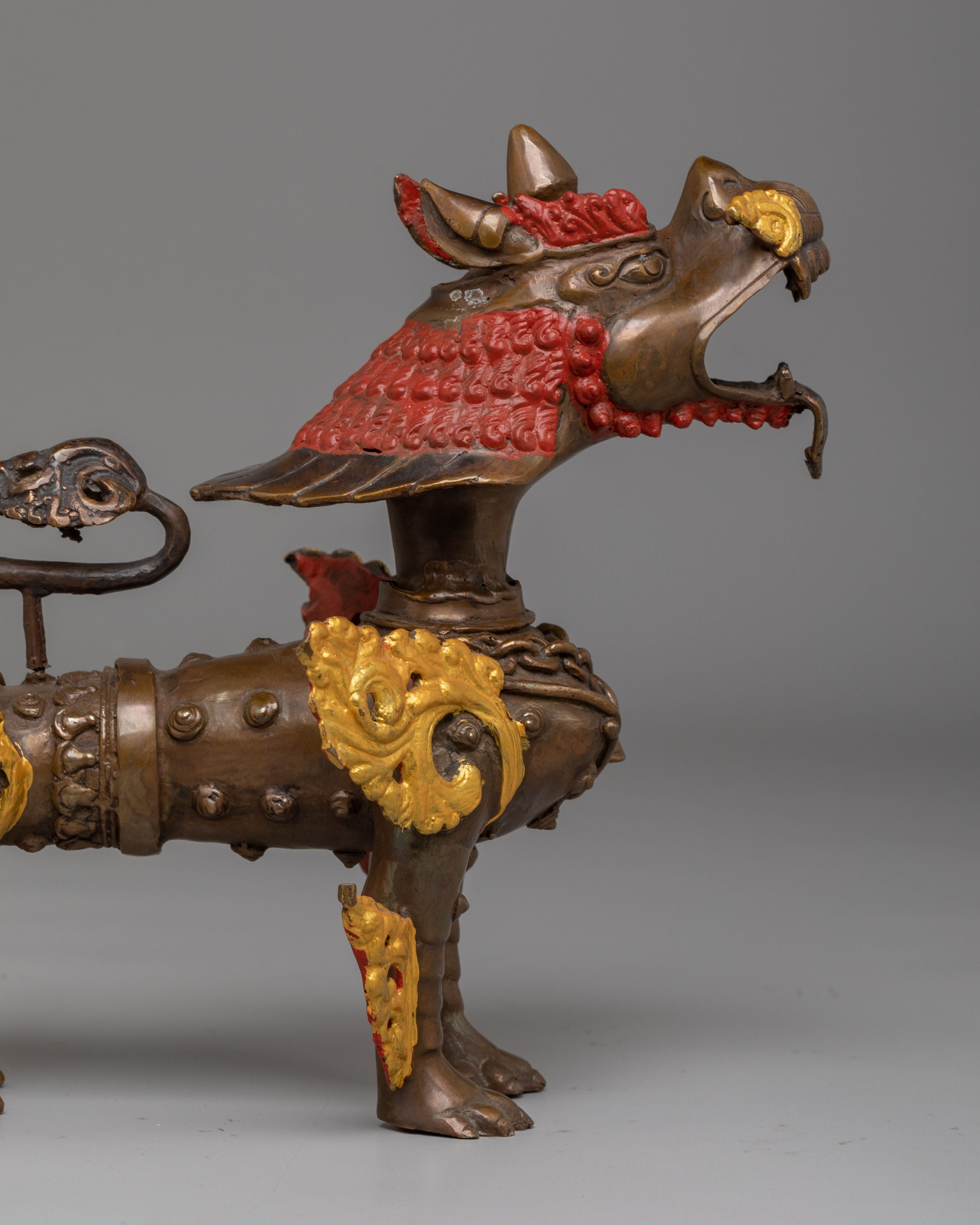 Himalayan Guardian Lion Statue Pair | Symbolic Lion Figurine Set for Spiritual Decor