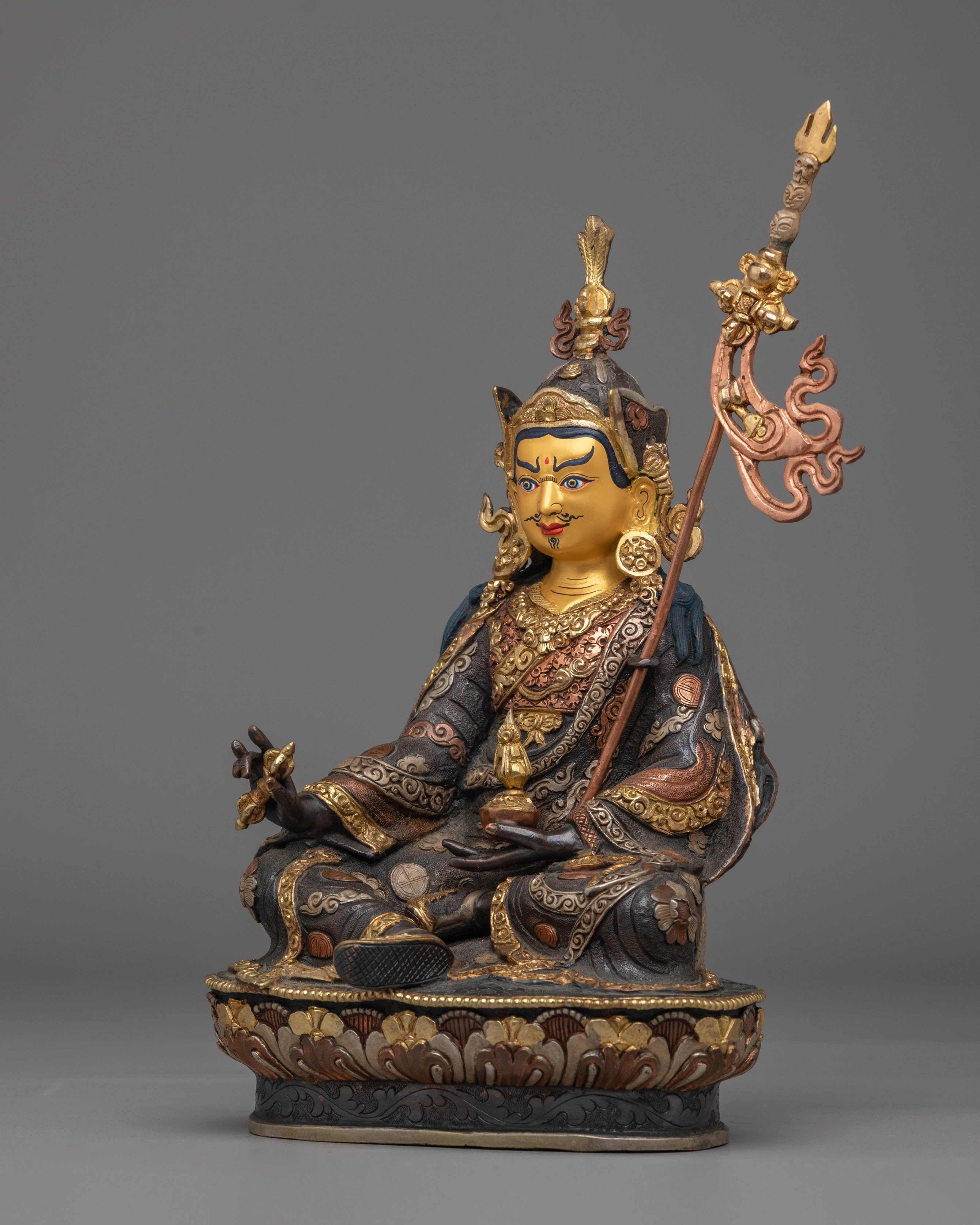 Guru Rinpoche Copper Handmade Sculpture | Tibetan Guru Rinpoche Statue