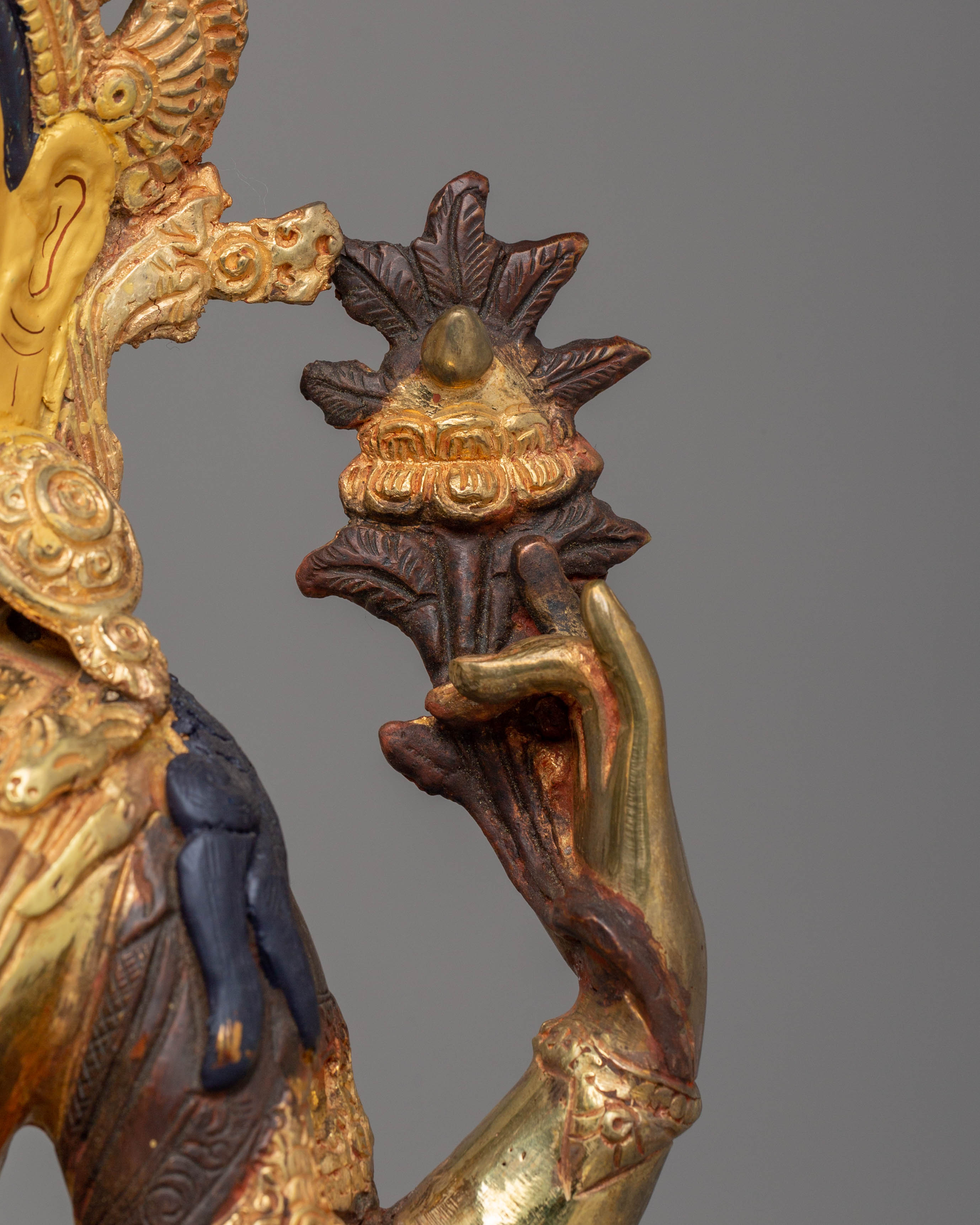 Chenrezig Meditation Statue | 24K Gold Gilded Avalokiteshvara Buddhist Sculpture