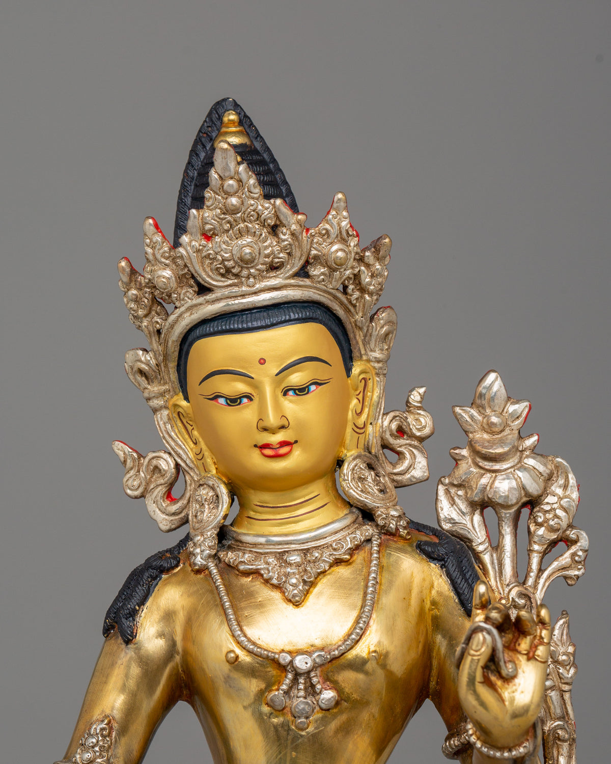 Statue of Bodhisattva Lokeshwora | Traditional Buddhist Art