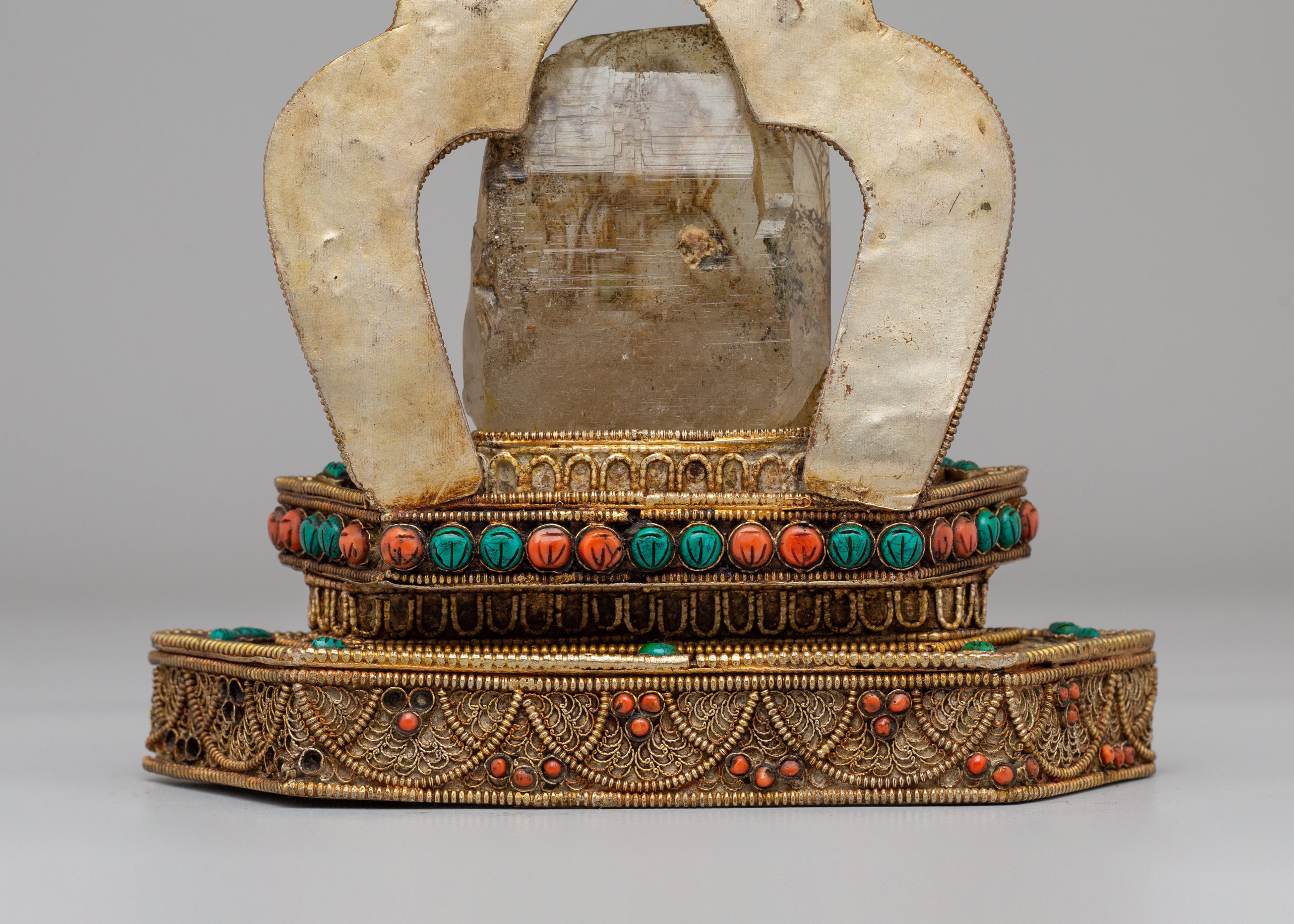 White Tara on Throne Statue | A Divine Symbol of Compassion and Protection