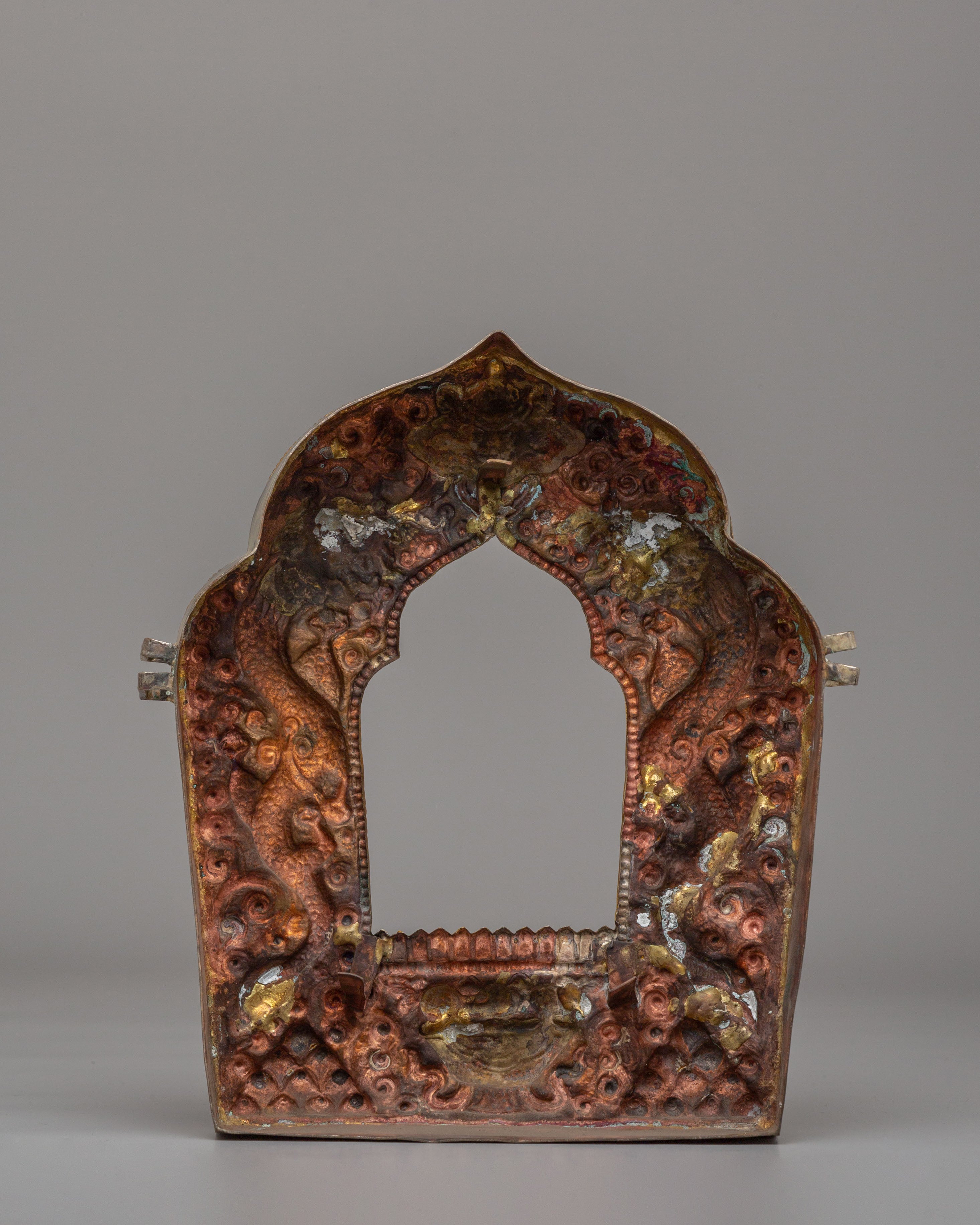 Himalayan Spiritual Ghau Box | Ritual Offering Box for Meditation