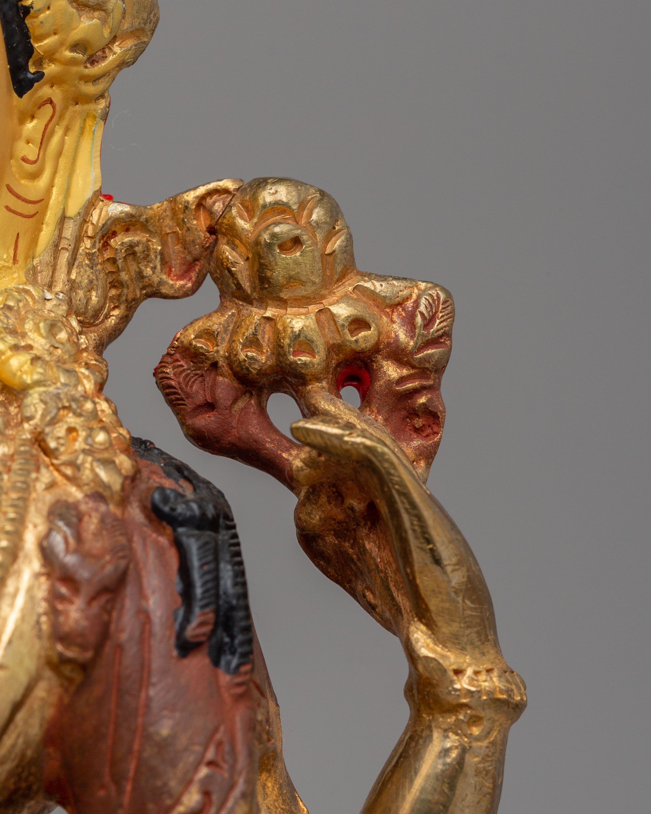 Sacred Chenrezig Statue for Altar | Tibetan Bodhisattva Statue