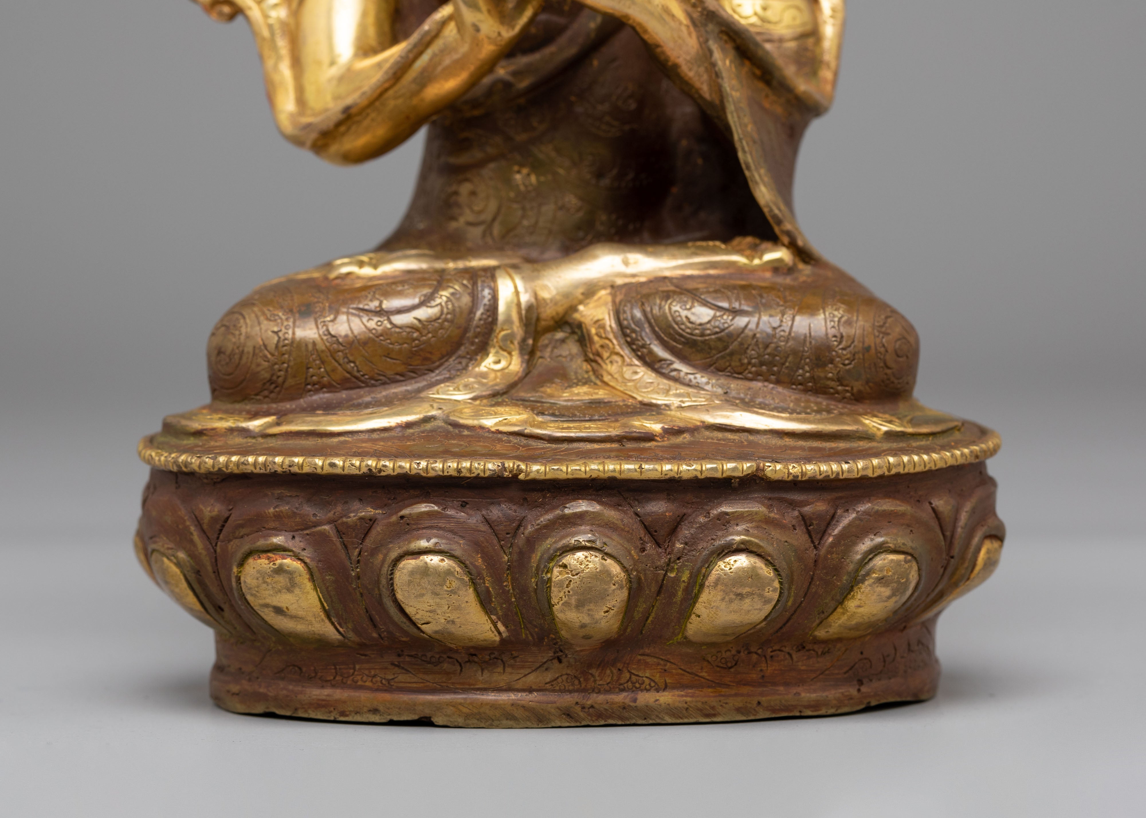 Tibetan Tsongkhapa Deity Statue | Spiritual Decor for Meditation and Enlightenment