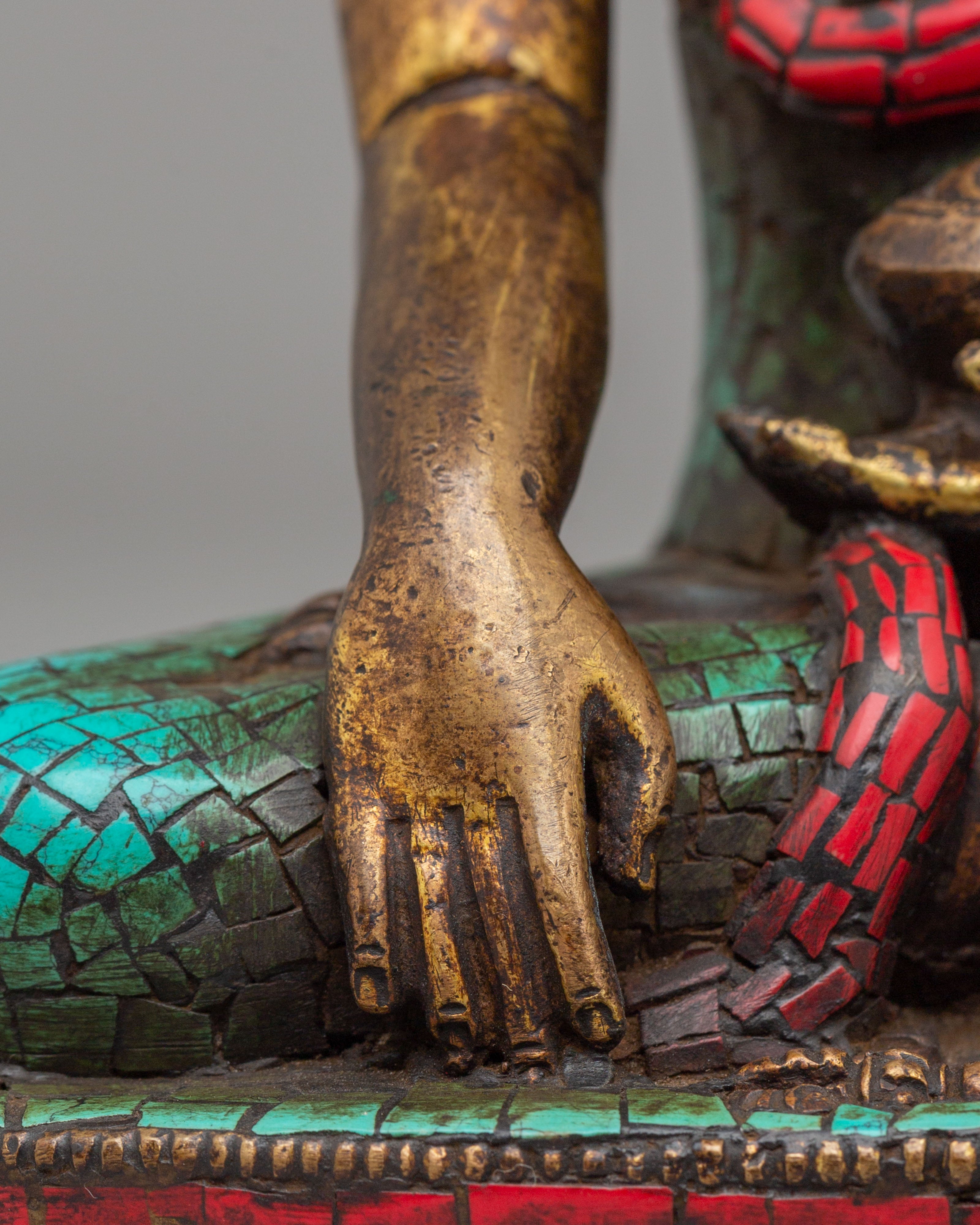 Historical Altar Shakyamuni Buddha Figurine | Traditional Buddha Statue