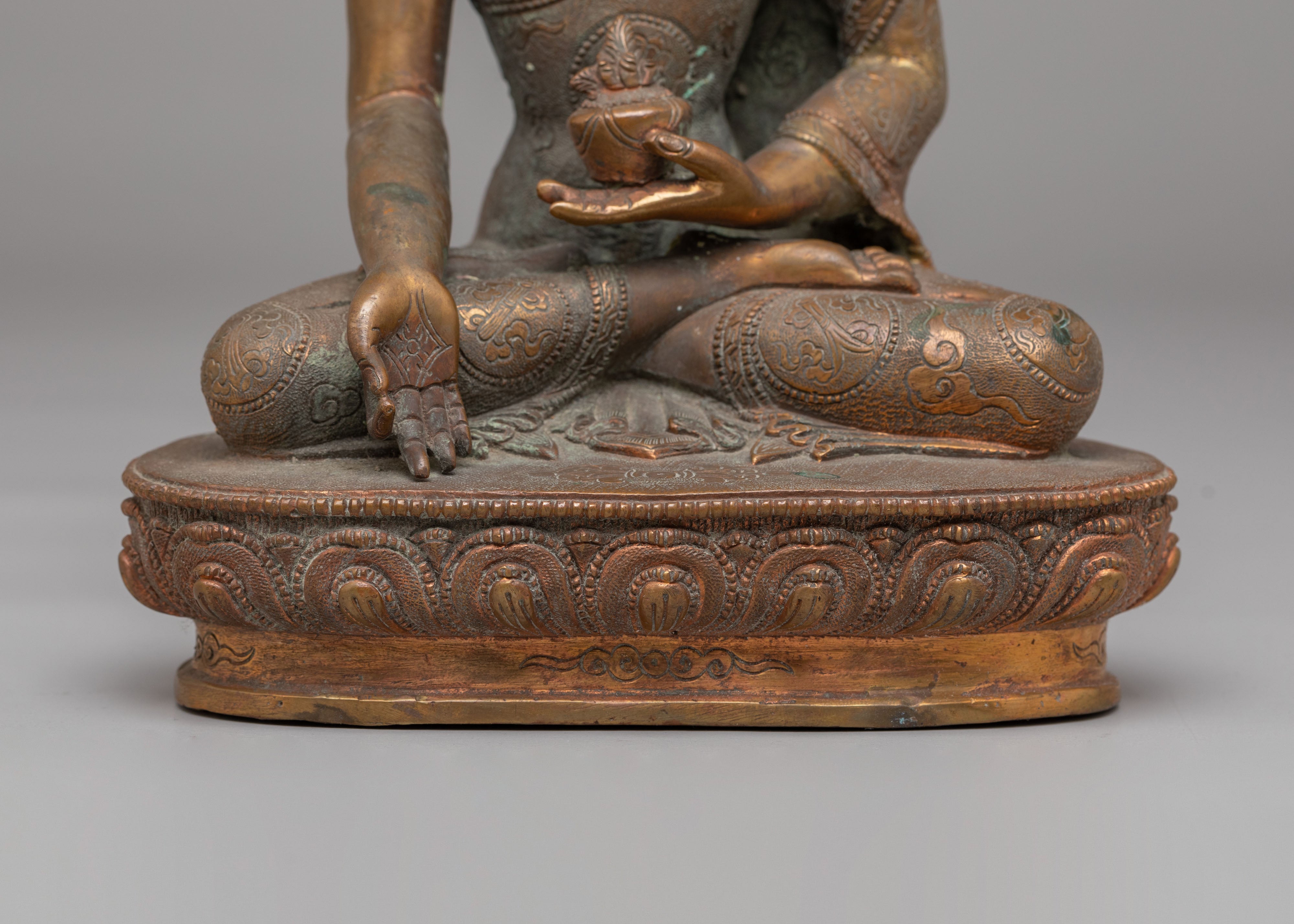 Ratnasambhava Buddhist Statue | Symbolizing Equality & Generosity