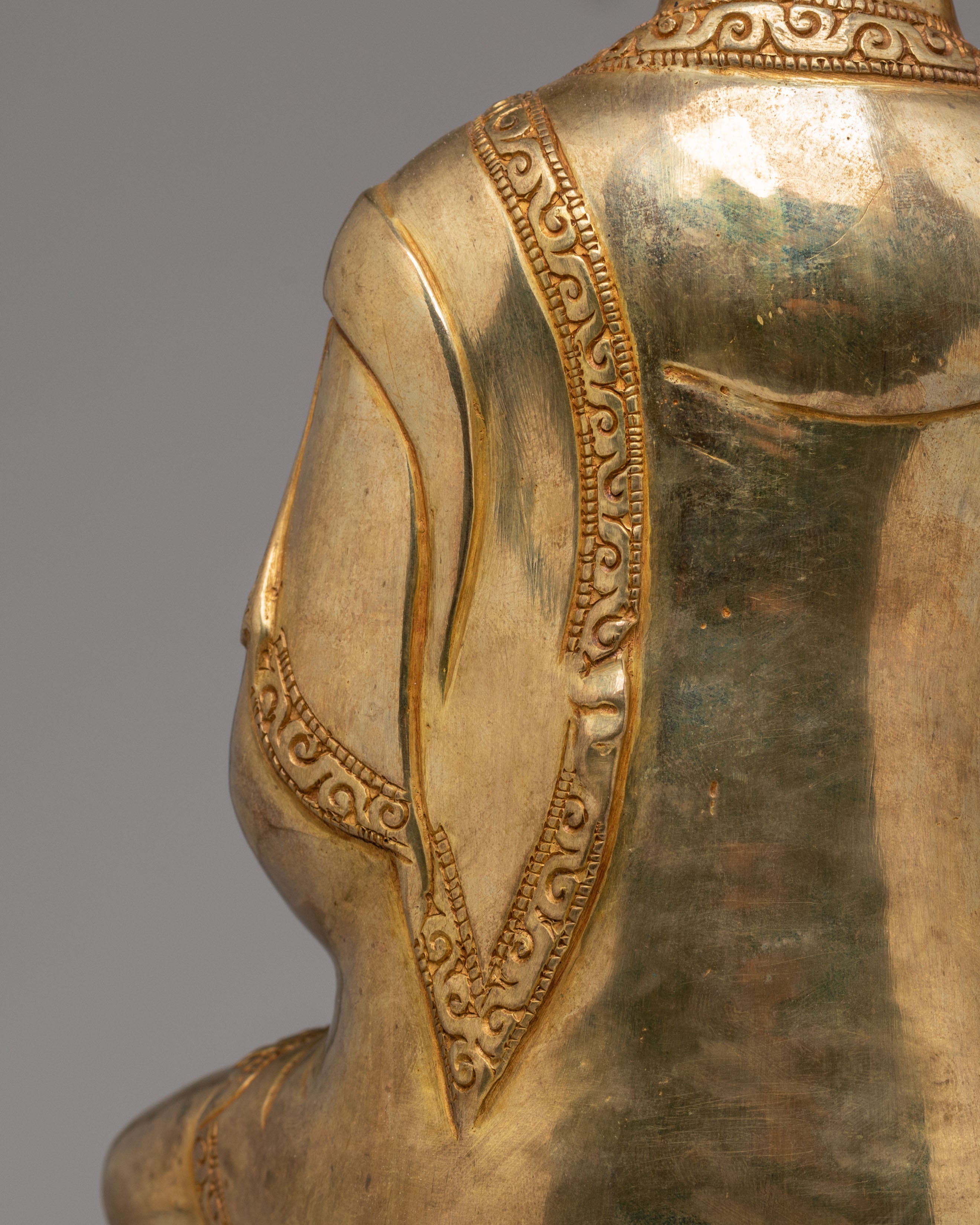 Shakyamuni Buddha Shrine Statue | Traditional Buddhist Artwork