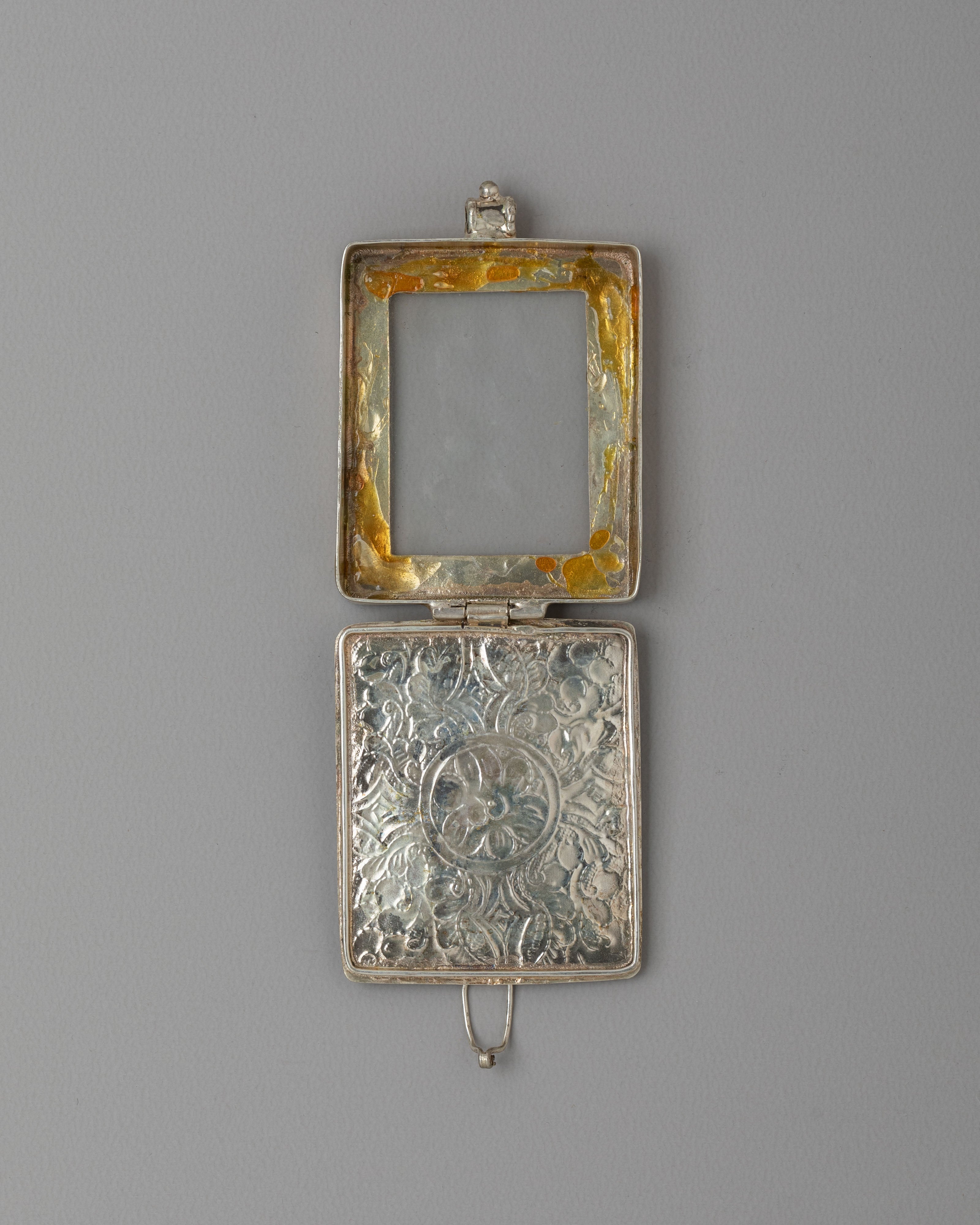 Buddhist Sacred Tibetan Locket | Traditional Amulet Pendant