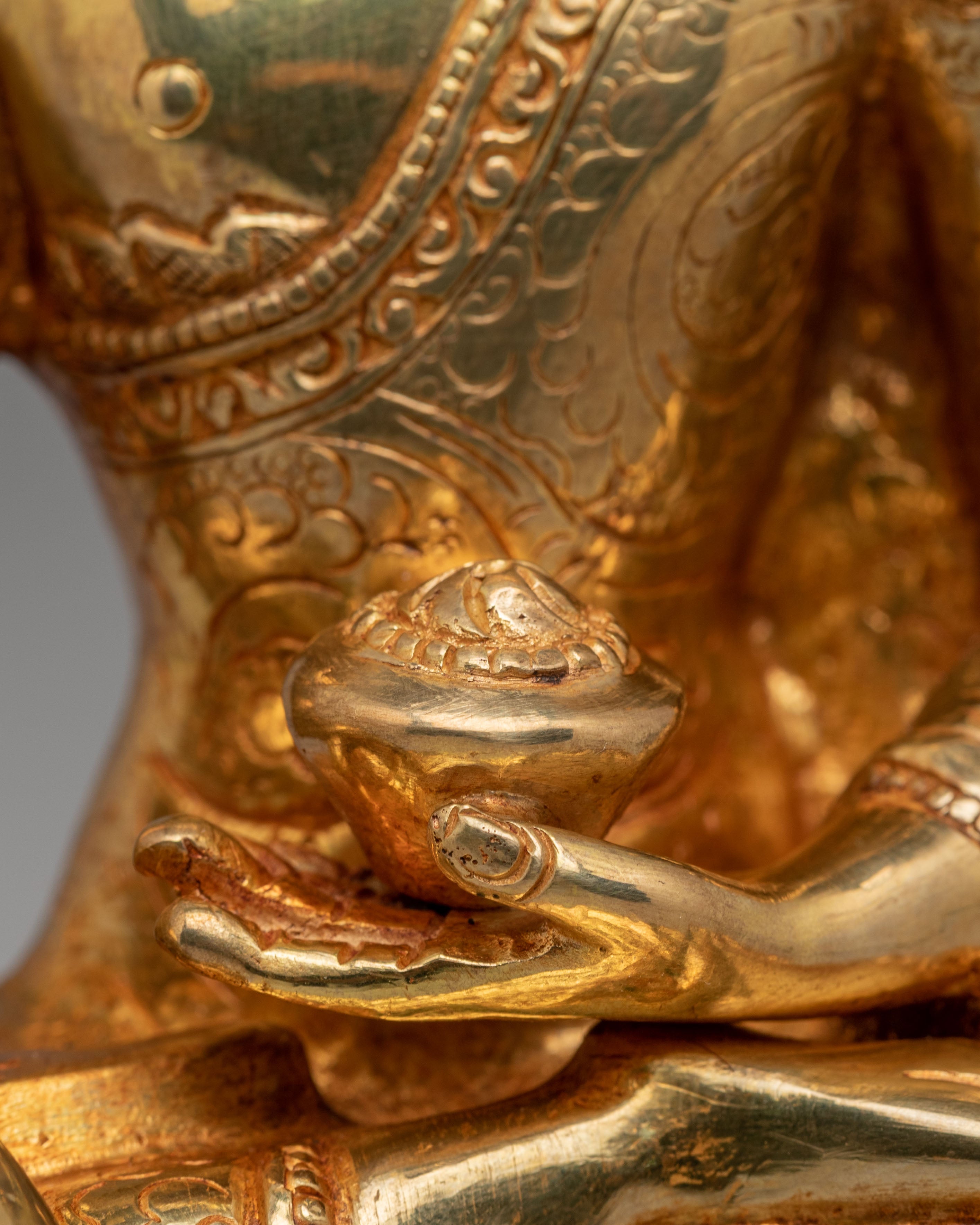 Shakyamuni Buddha Serene Statue | Meditation Altar Decor