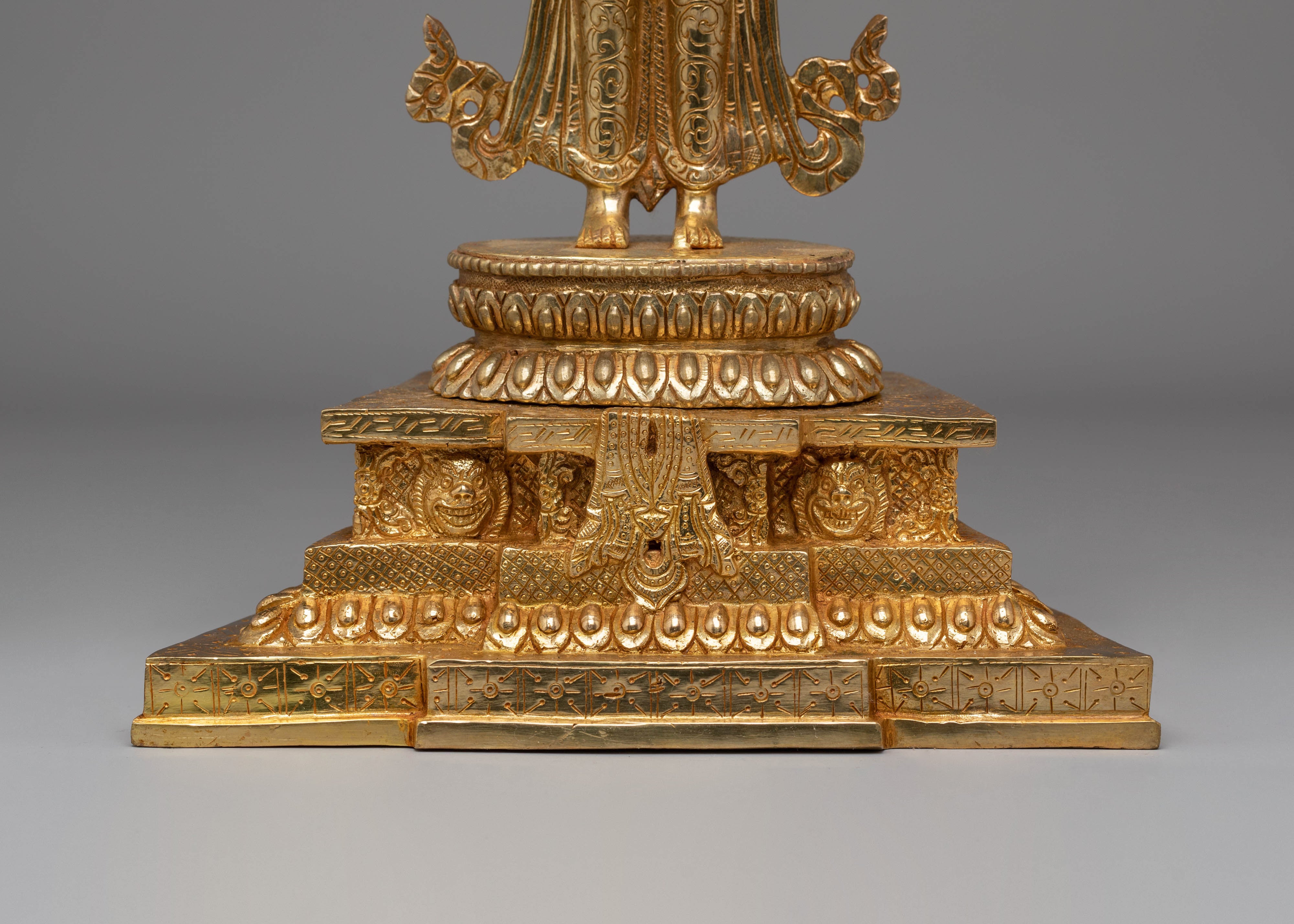 Handcrafted 1000 Armed Buddhist Chenrezig Statue | Compassionate Deity of Healing