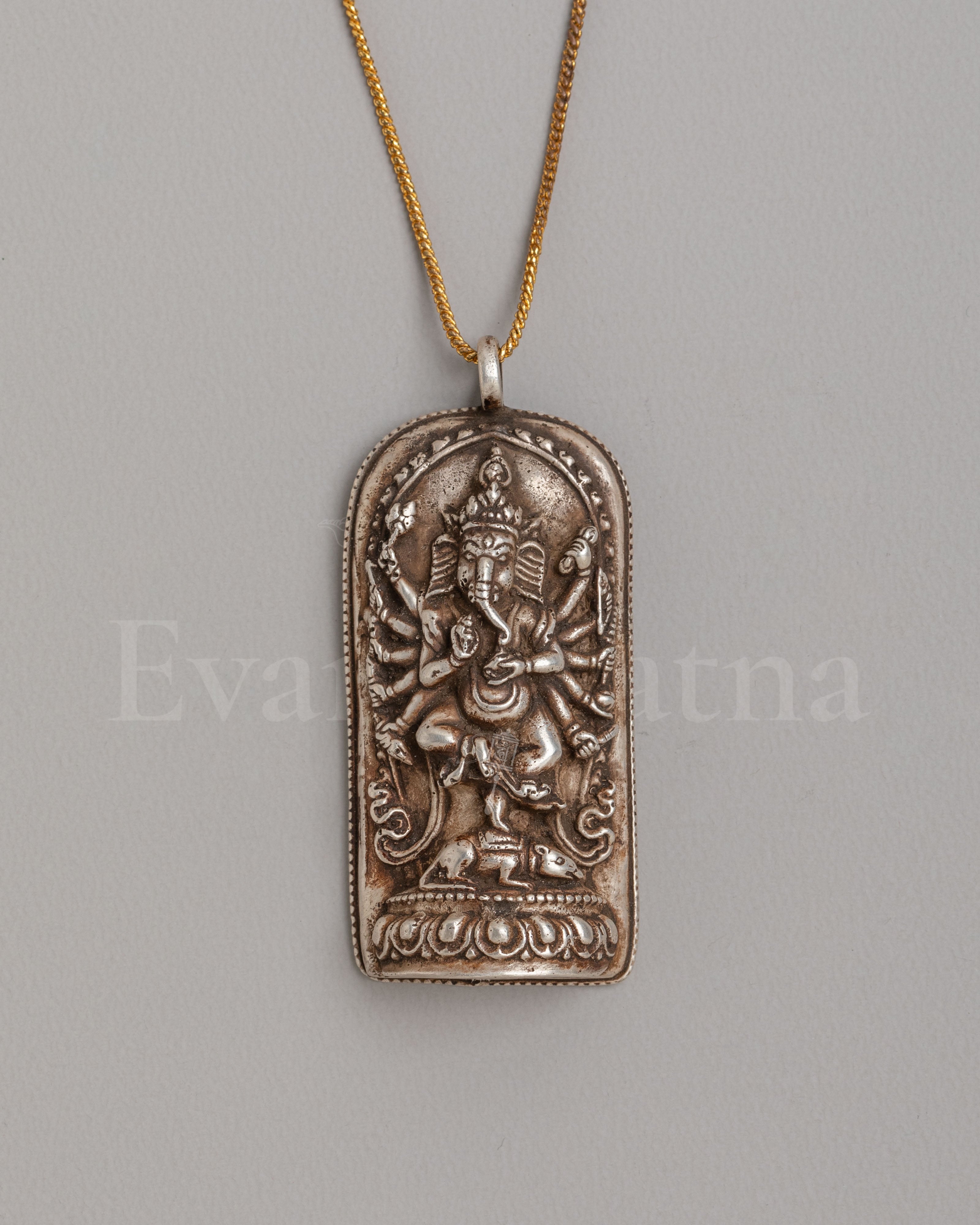 Handmade Maha Rakta Ganesh Locket