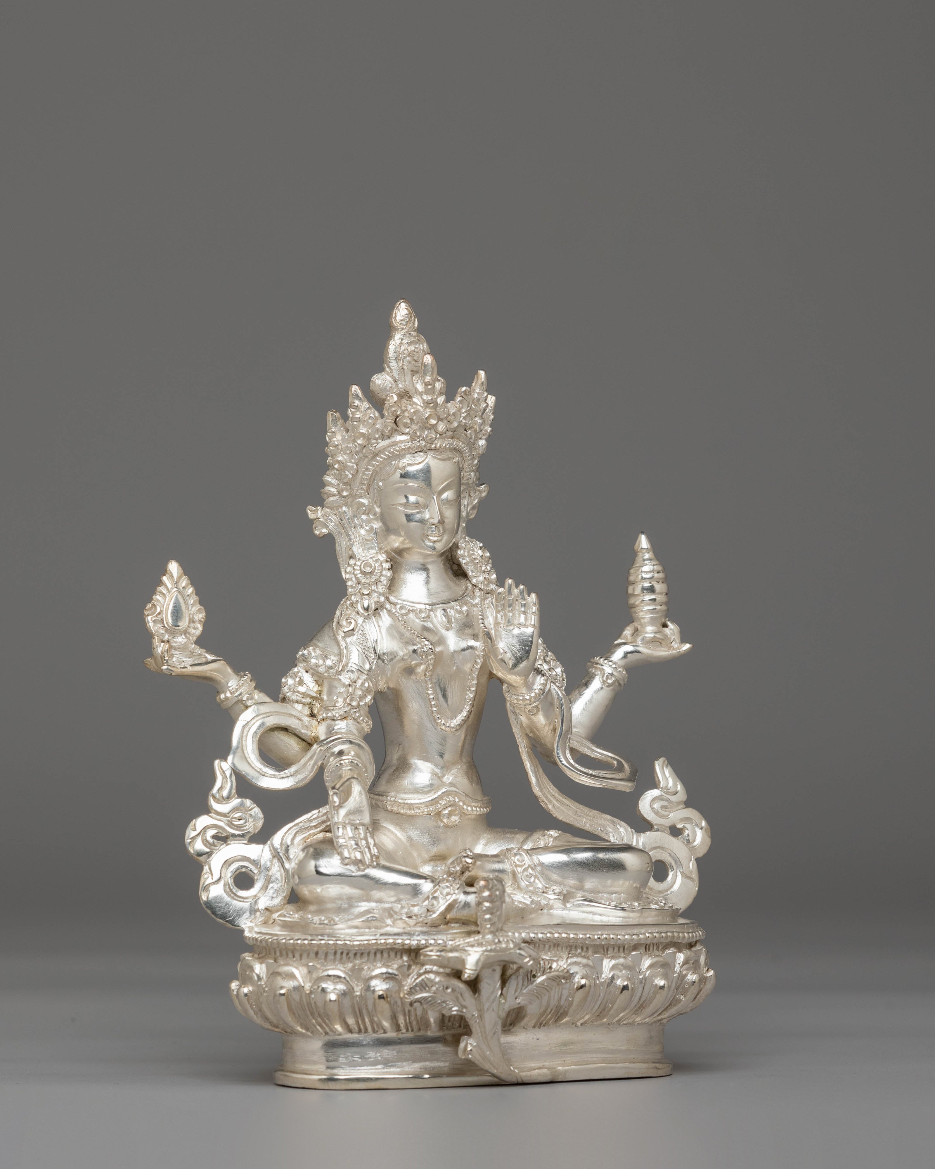 Handcrafted Silver Hindu Deity Laxmi | The Goddess of Wealth