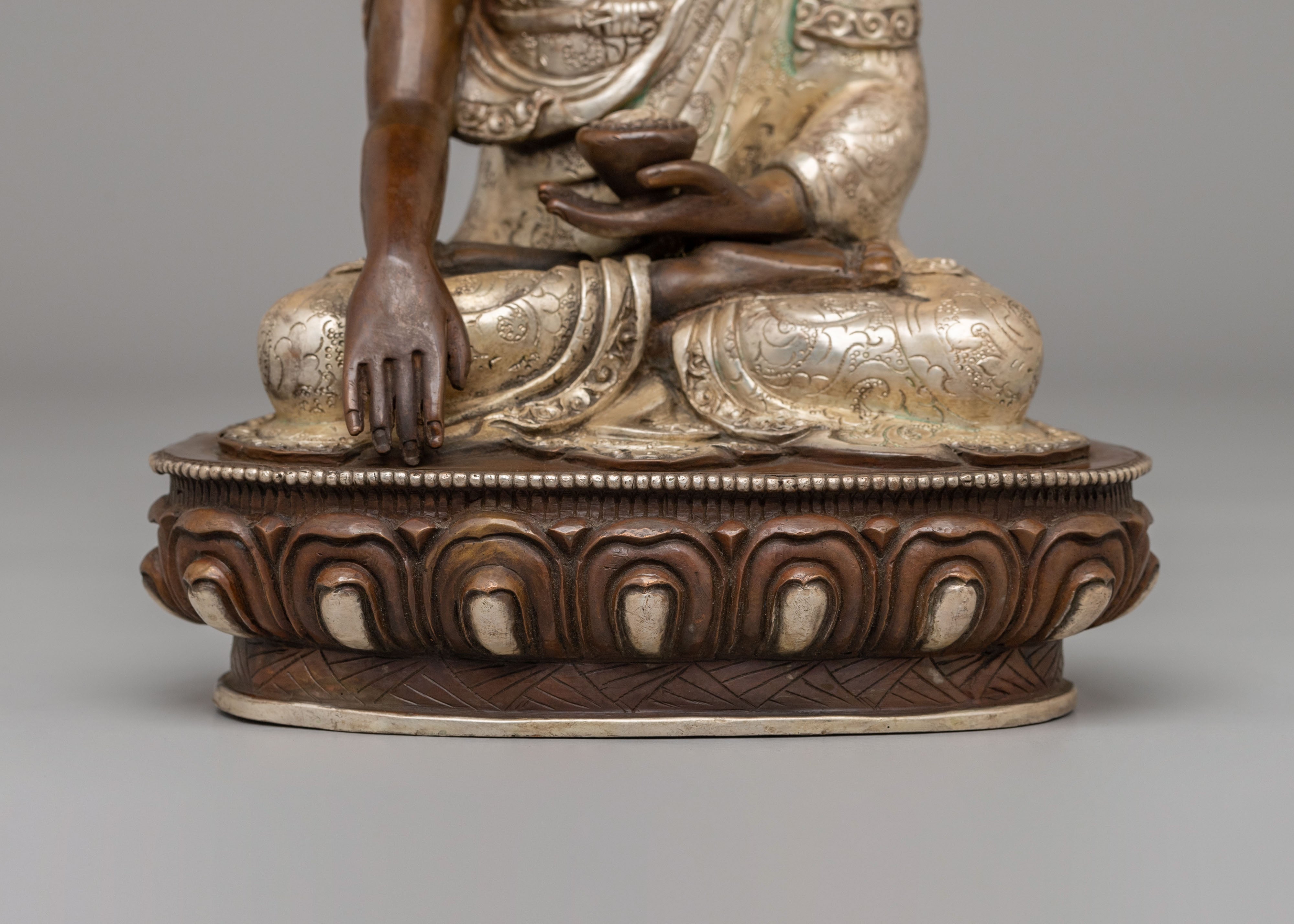 Buddha Shakyamuni Enlightenment Statue | Symbol of Inner Peace and Spiritual Awakening