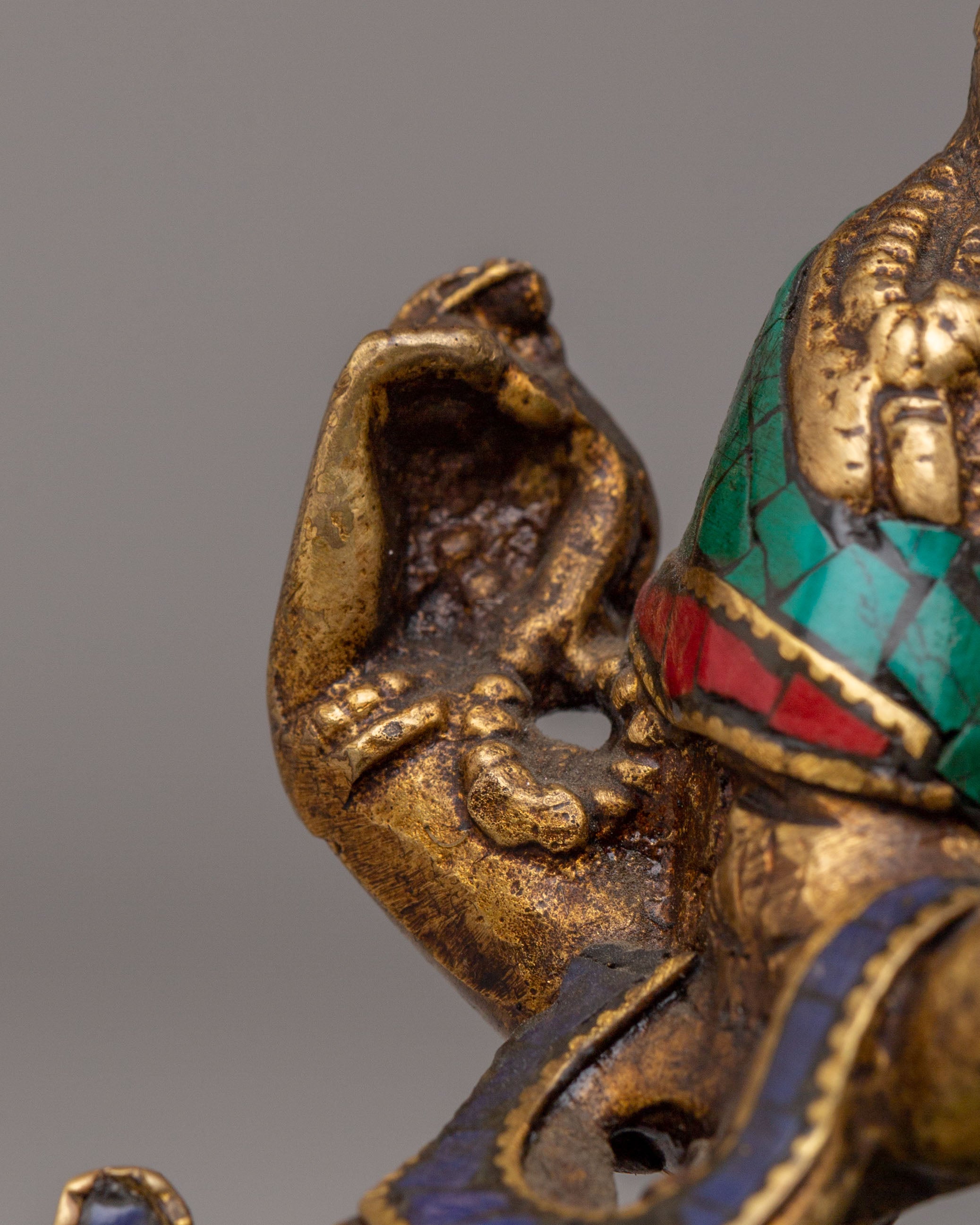 Handmade Chenrezig Bodhisattva Statue | Tibetan Avalokiteshvara Sculpture