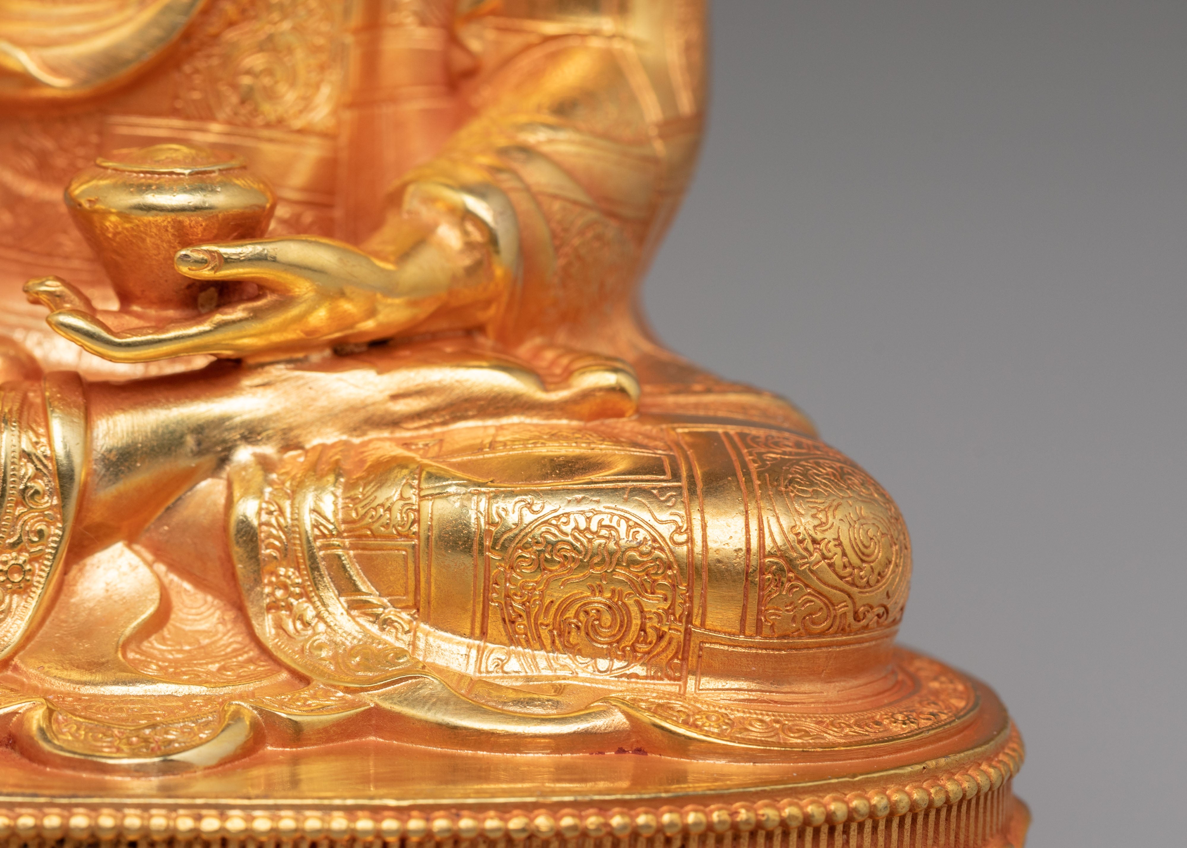 Machine-Made Shakyamuni Buddha Sculpture | Enlightened One