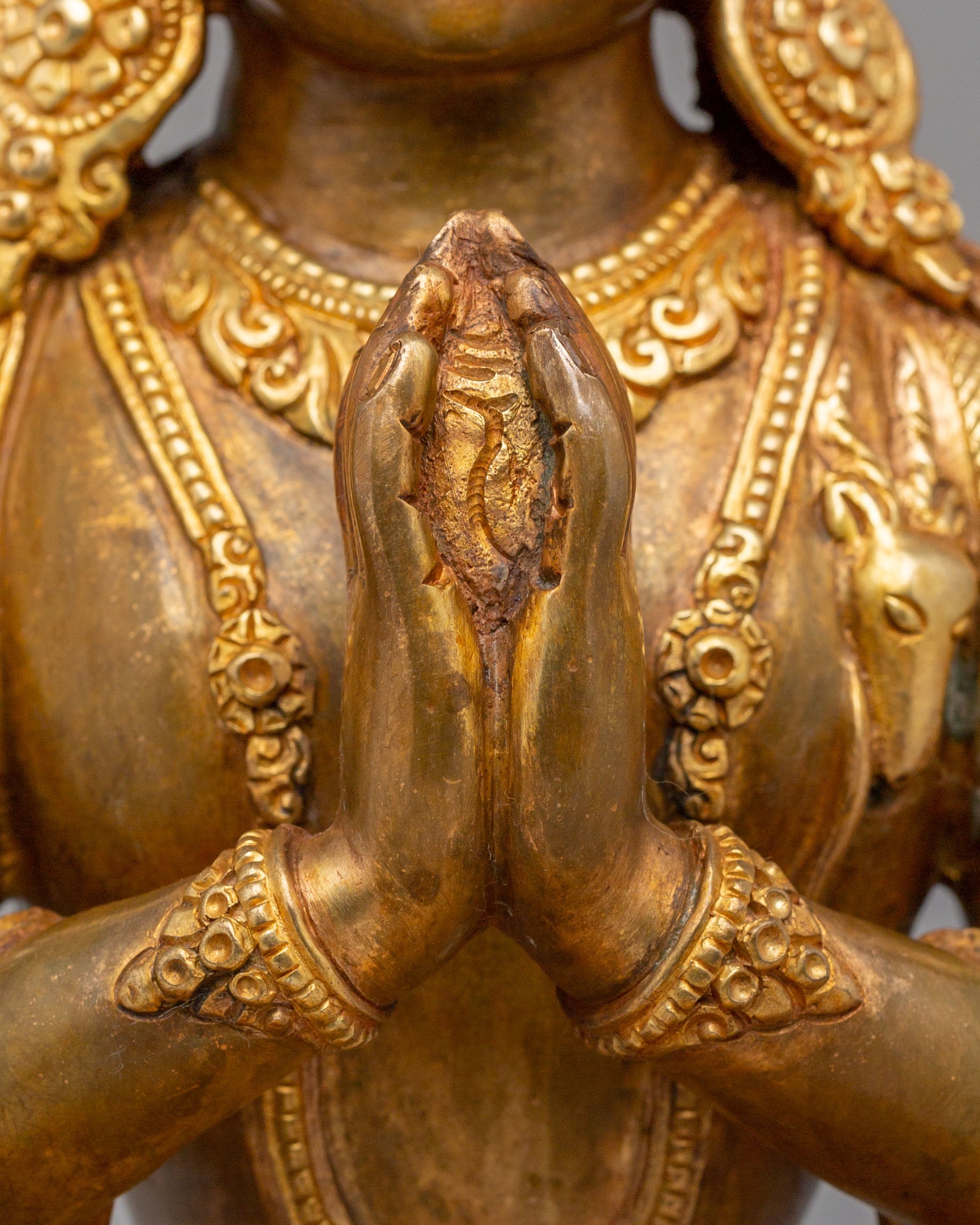 Avalokiteshvara Chenrezig Altar Statue | Bodhisattva of Infinite Compassion