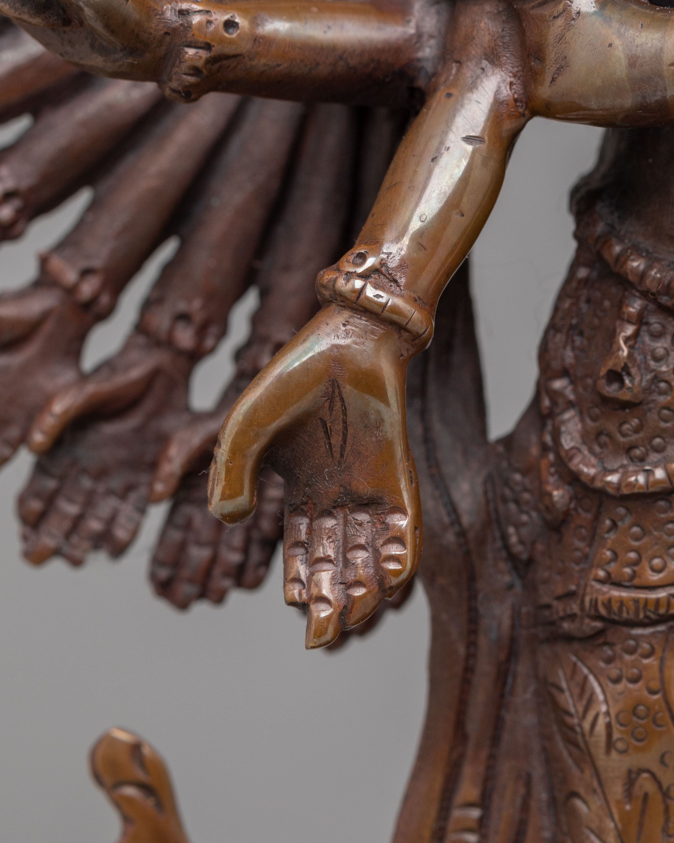 Thousand Armed Chenrezig Statue | Tibetan Avalokiteshvara Sculpture