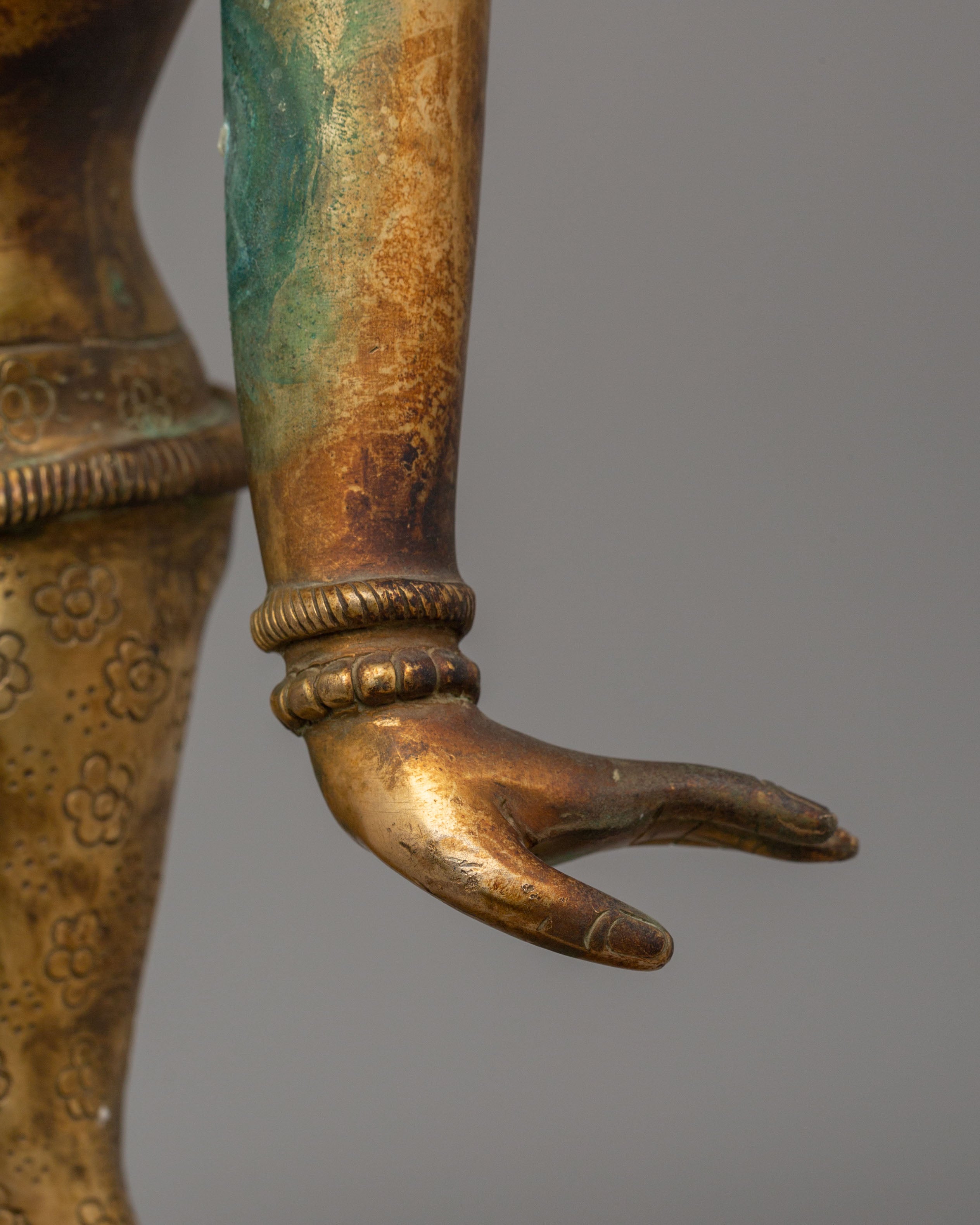 Maya Devi Mother Buddha Statue | Tibetan Sculpture