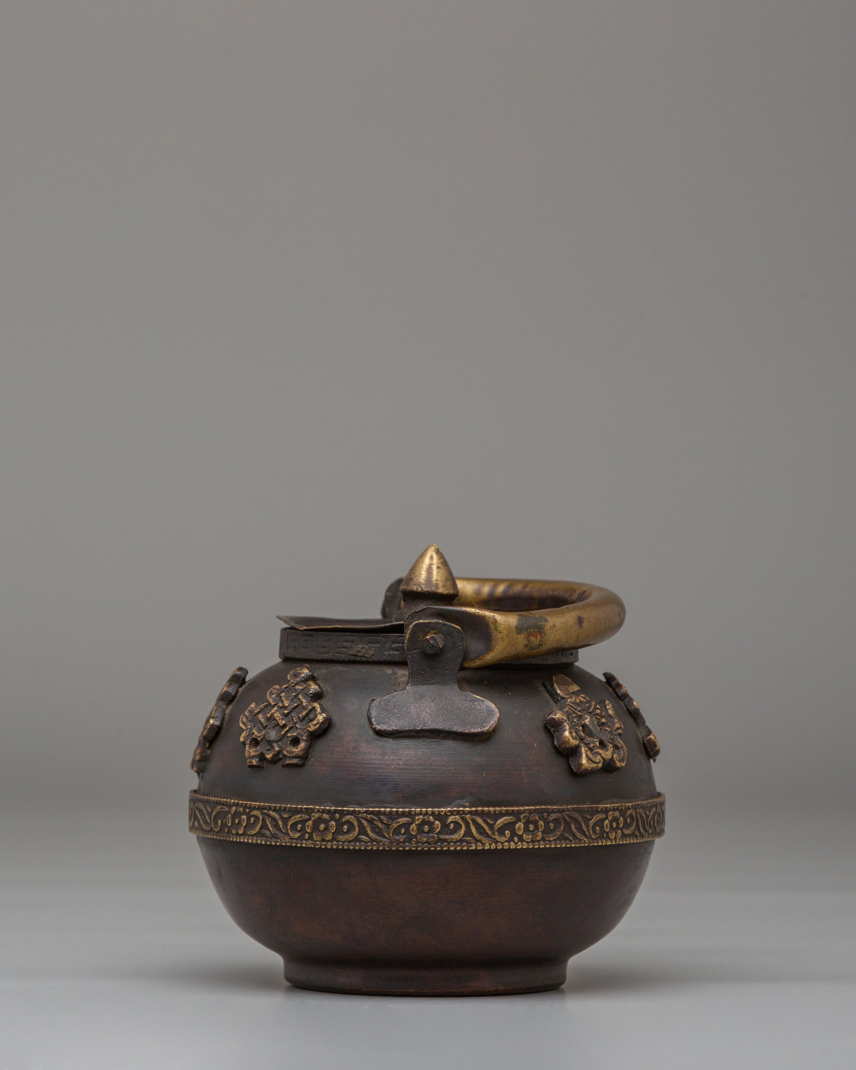 Decorative Tibetan Teapot | Himalayan Artwork